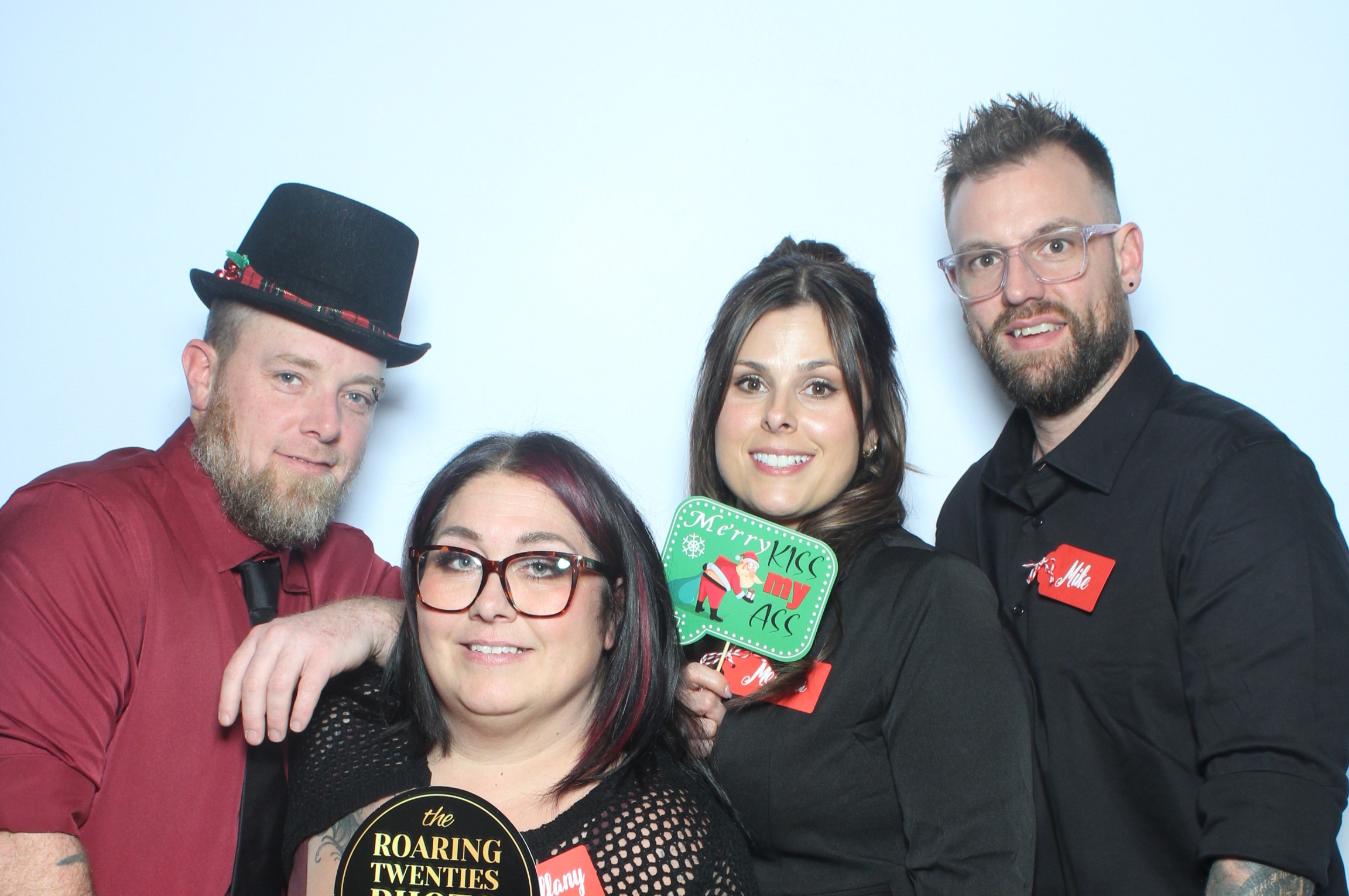 HJV Vintage Christmas 2025 | View more photos from the event at gallery.myselfiemirror.ca/u/romanmyselfiemirrorca/HJV-Vintage-Christmas-2025