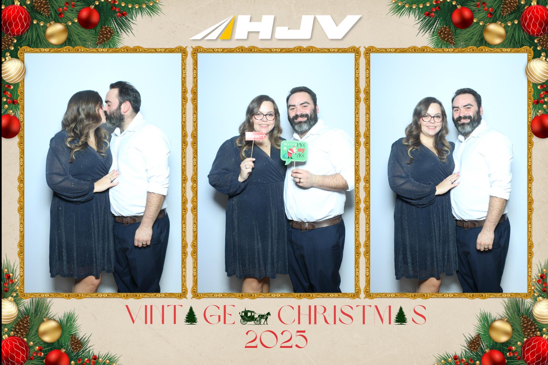 HJV Vintage Christmas 2025 | View more photos from the event at gallery.myselfiemirror.ca/u/romanmyselfiemirrorca/HJV-Vintage-Christmas-2025