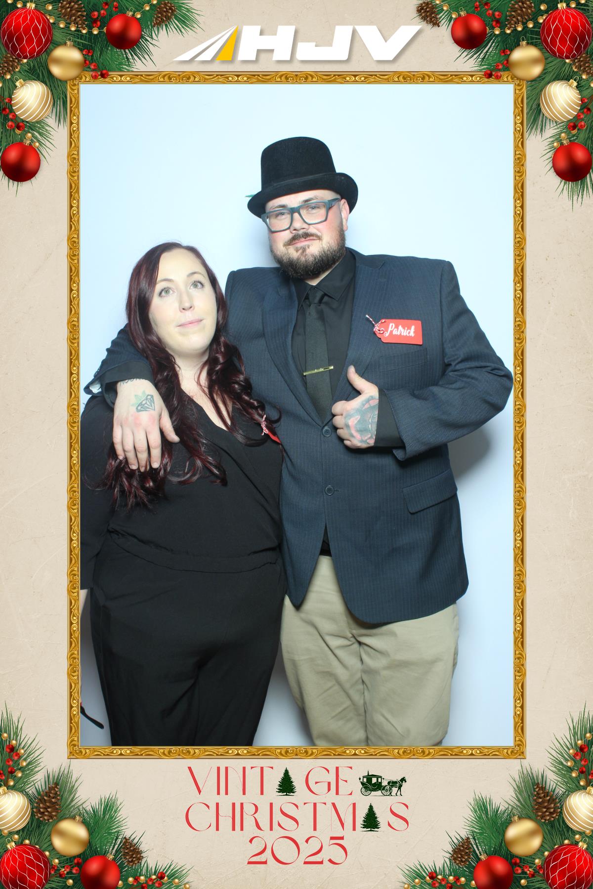 HJV Vintage Christmas 2025 | View more photos from the event at gallery.myselfiemirror.ca/u/romanmyselfiemirrorca/HJV-Vintage-Christmas-2025