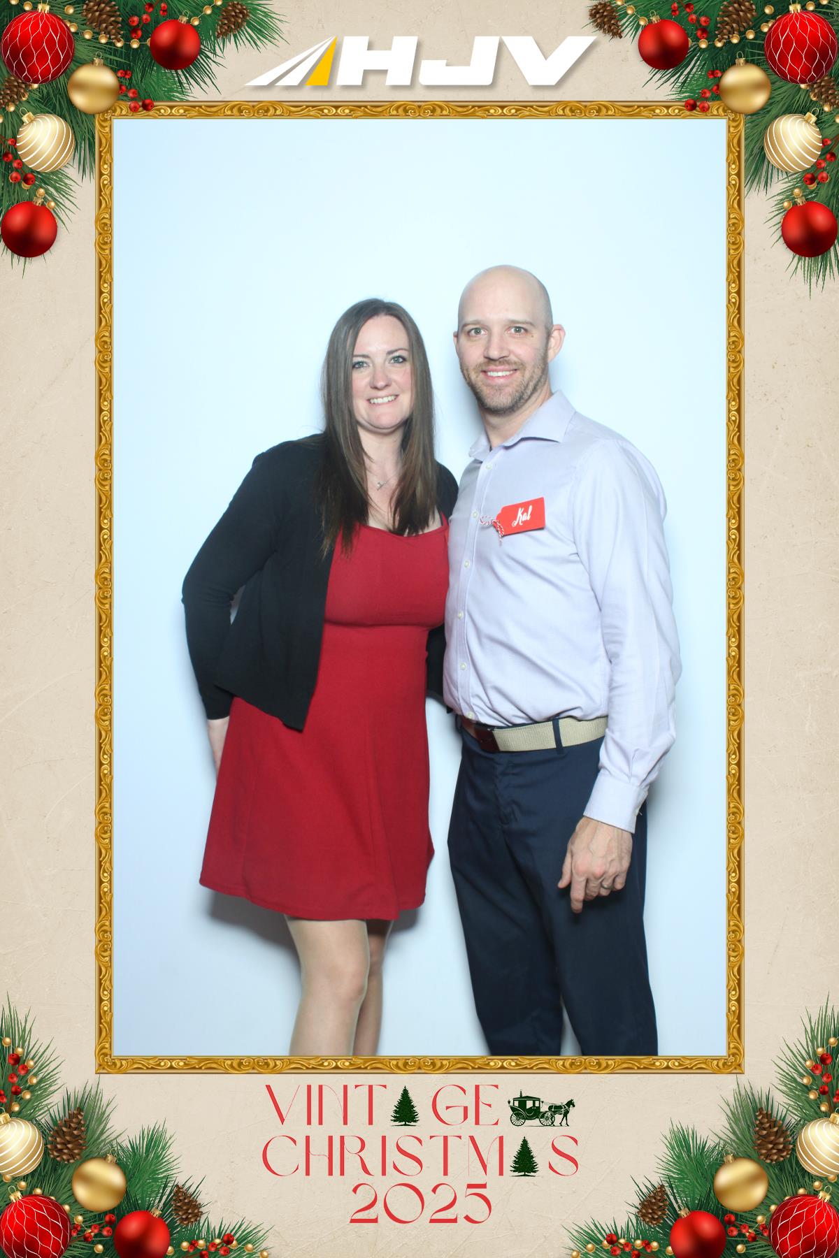 HJV Vintage Christmas 2025 | View more photos from the event at gallery.myselfiemirror.ca/u/romanmyselfiemirrorca/HJV-Vintage-Christmas-2025