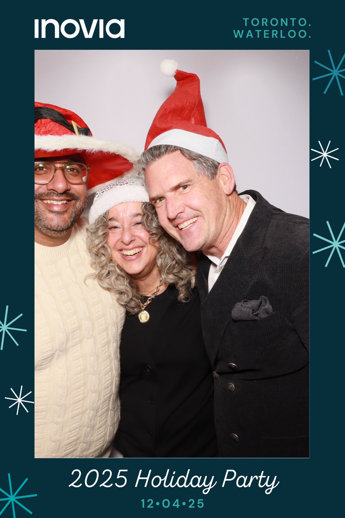 Inovia Holiday Party | View more photos from the event at gallery.myselfiemirror.ca/u/romanmyselfiemirrorca/Inovia-Holiday-Party