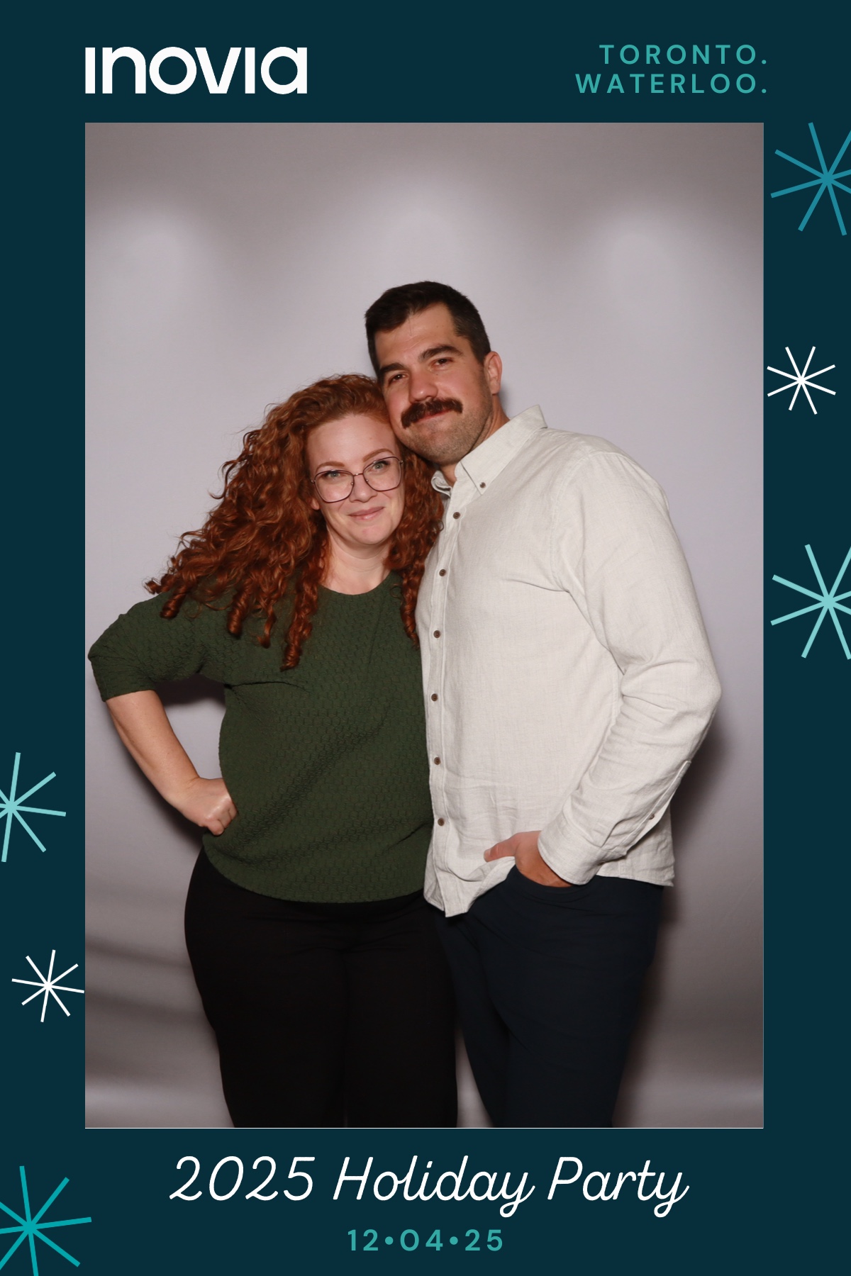 Inovia Holiday Party | View more photos from the event at gallery.myselfiemirror.ca/u/romanmyselfiemirrorca/Inovia-Holiday-Party