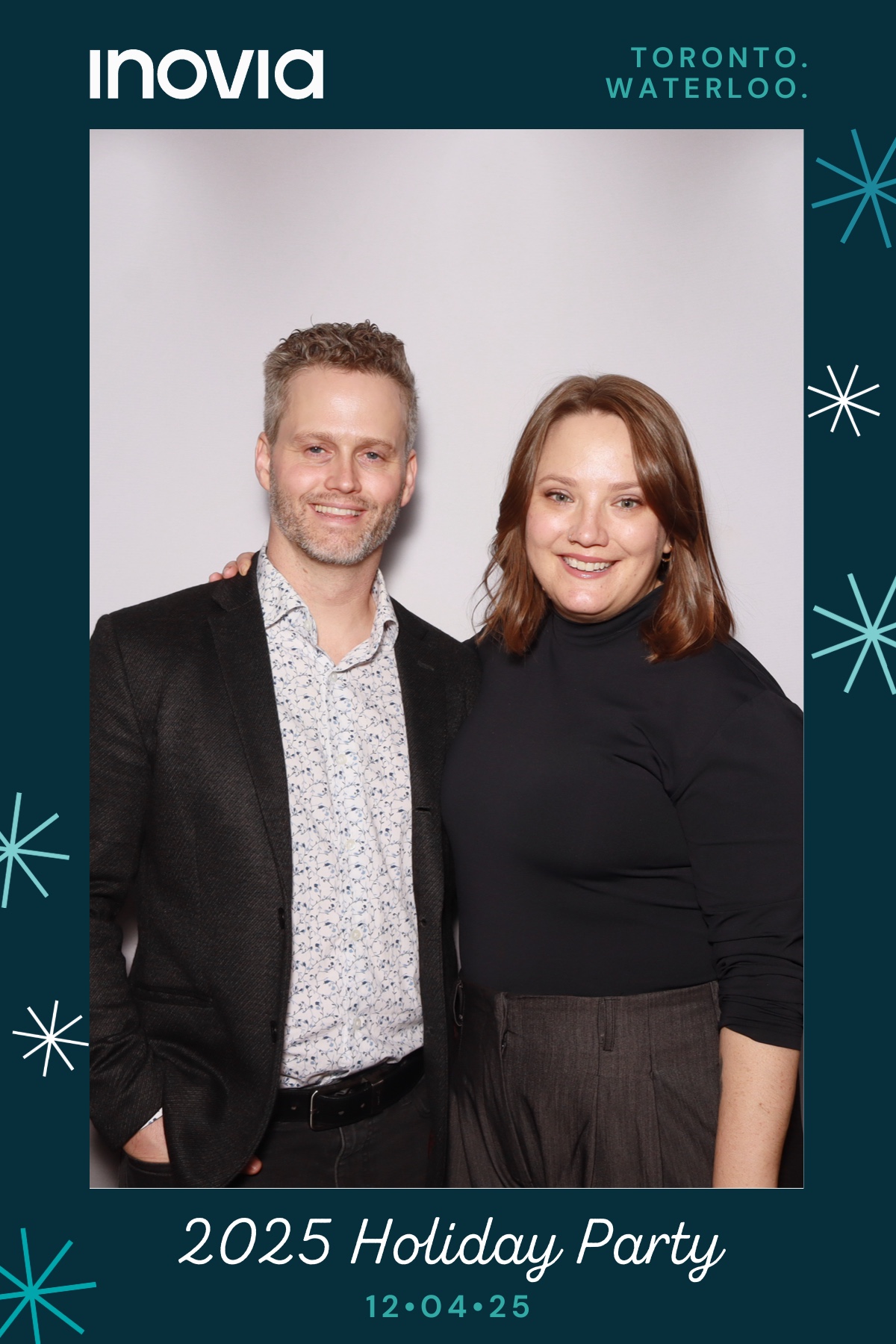 Inovia Holiday Party | View more photos from the event at gallery.myselfiemirror.ca/u/romanmyselfiemirrorca/Inovia-Holiday-Party