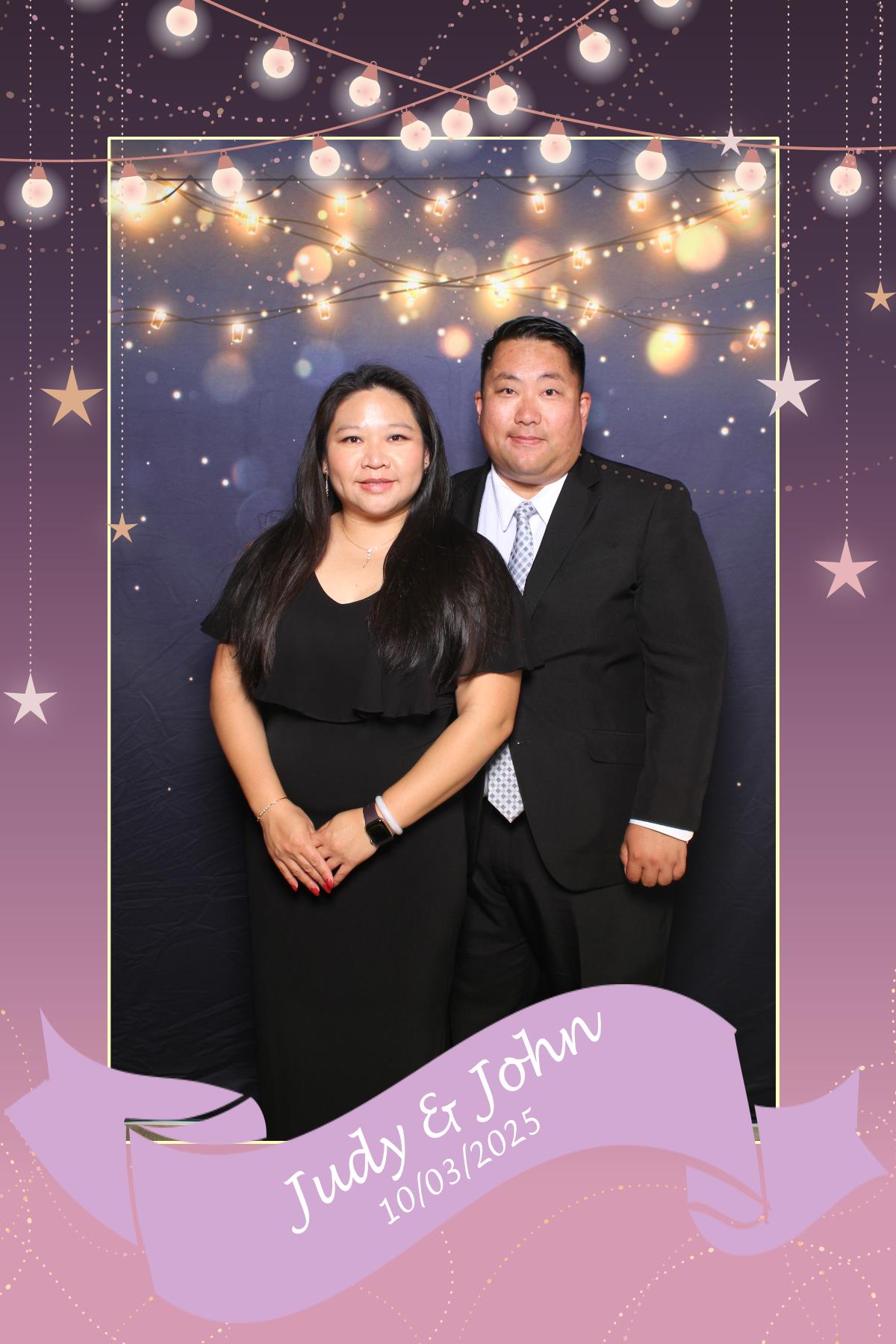 Judy & John | View more photos from the event at gallery.myselfiemirror.ca/u/romanmyselfiemirrorca/Judy-John