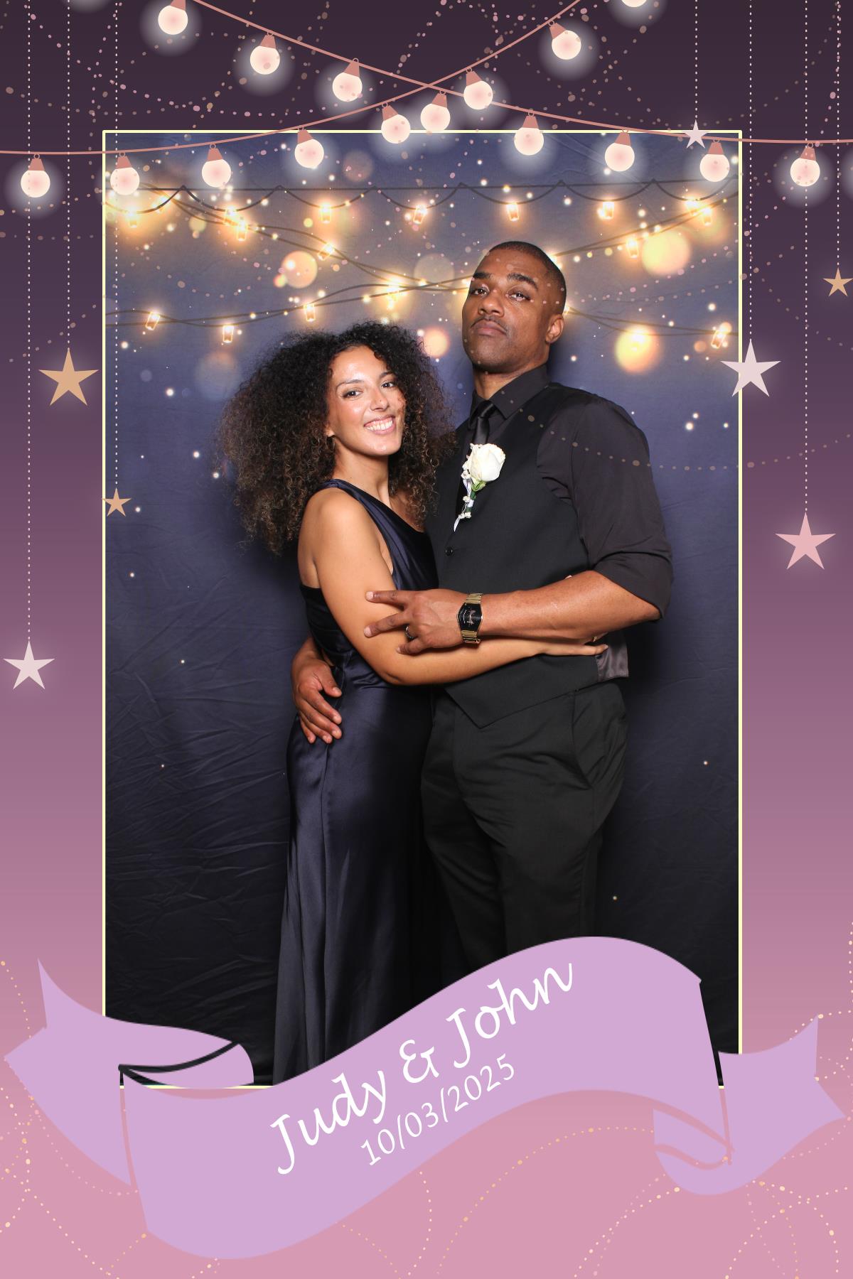 Judy & John | View more photos from the event at gallery.myselfiemirror.ca/u/romanmyselfiemirrorca/Judy-John