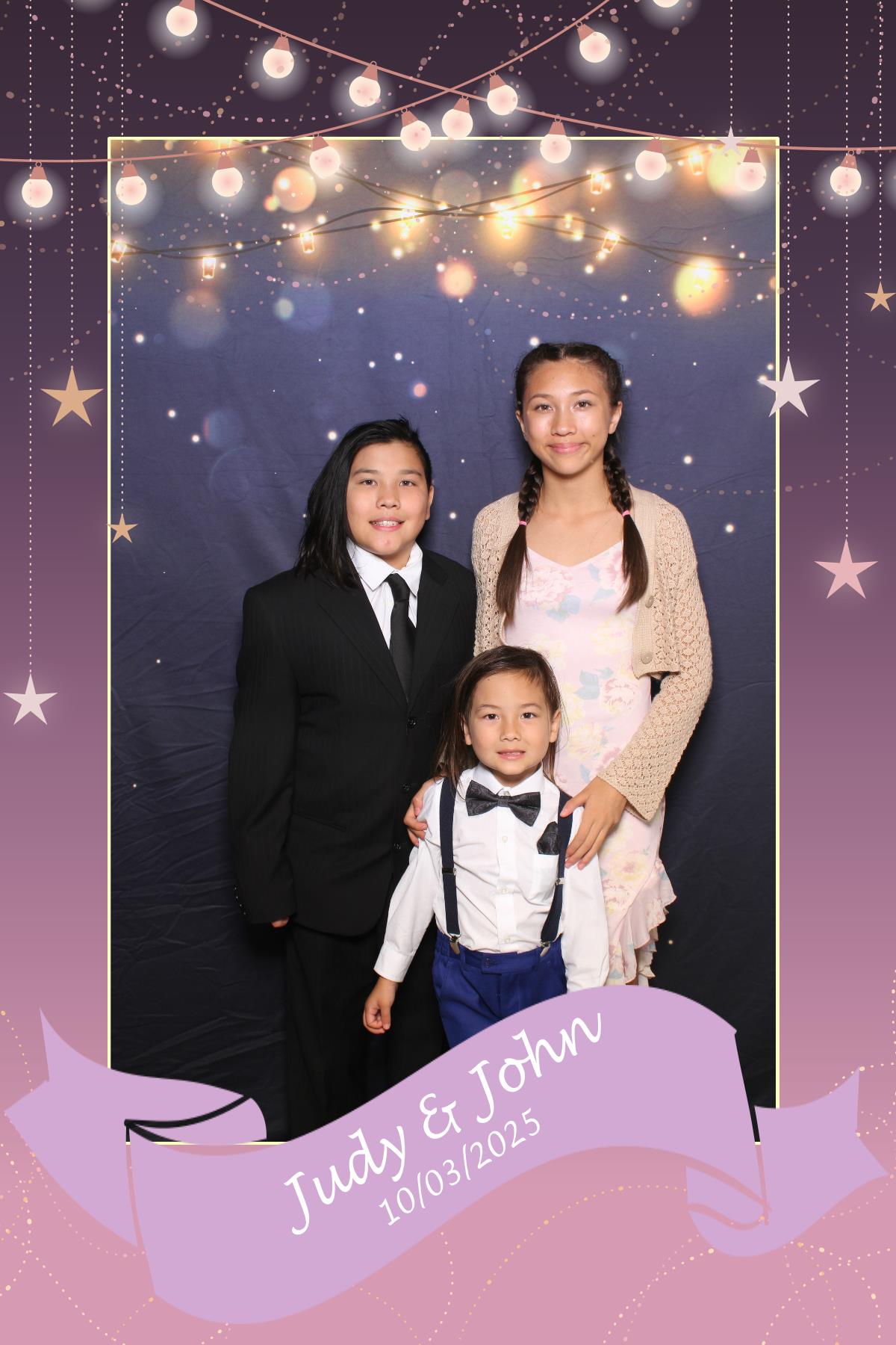 Judy & John | View more photos from the event at gallery.myselfiemirror.ca/u/romanmyselfiemirrorca/Judy-John