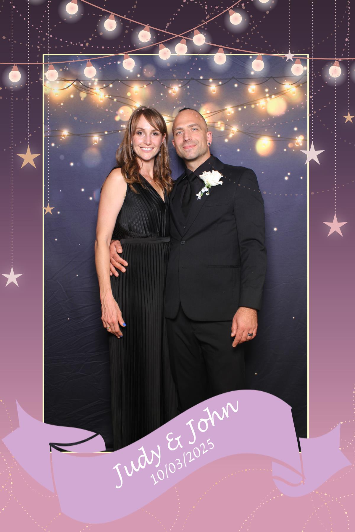 Judy & John | View more photos from the event at gallery.myselfiemirror.ca/u/romanmyselfiemirrorca/Judy-John