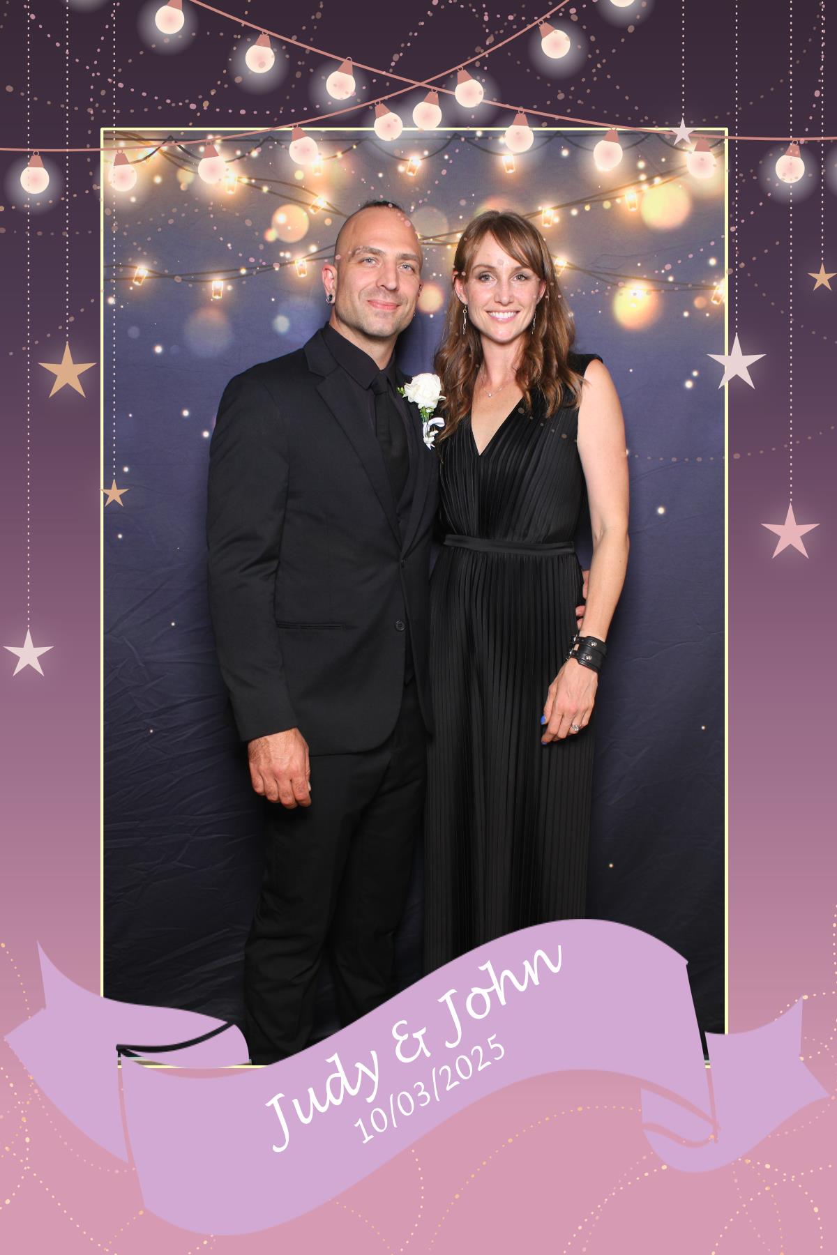 Judy & John | View more photos from the event at gallery.myselfiemirror.ca/u/romanmyselfiemirrorca/Judy-John