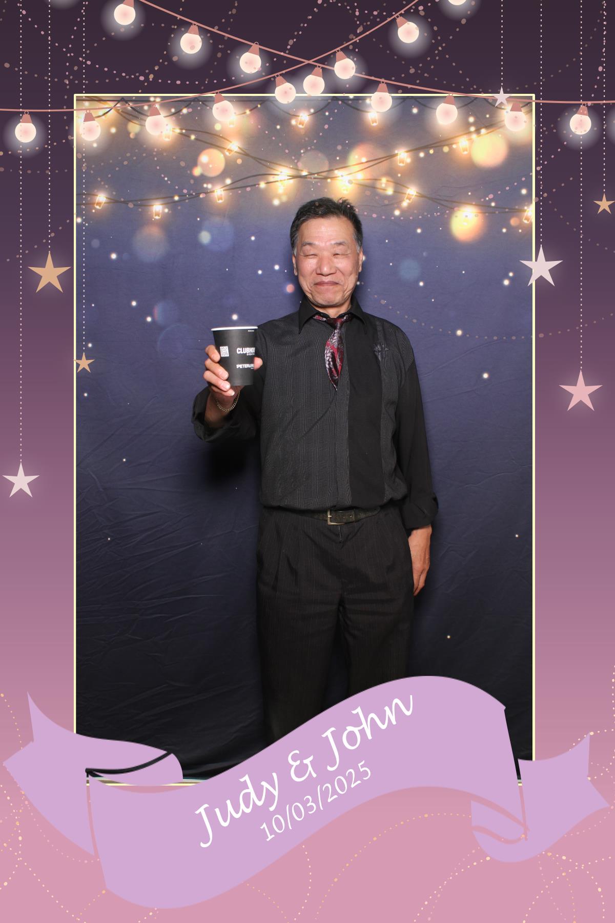 Judy & John | View more photos from the event at gallery.myselfiemirror.ca/u/romanmyselfiemirrorca/Judy-John