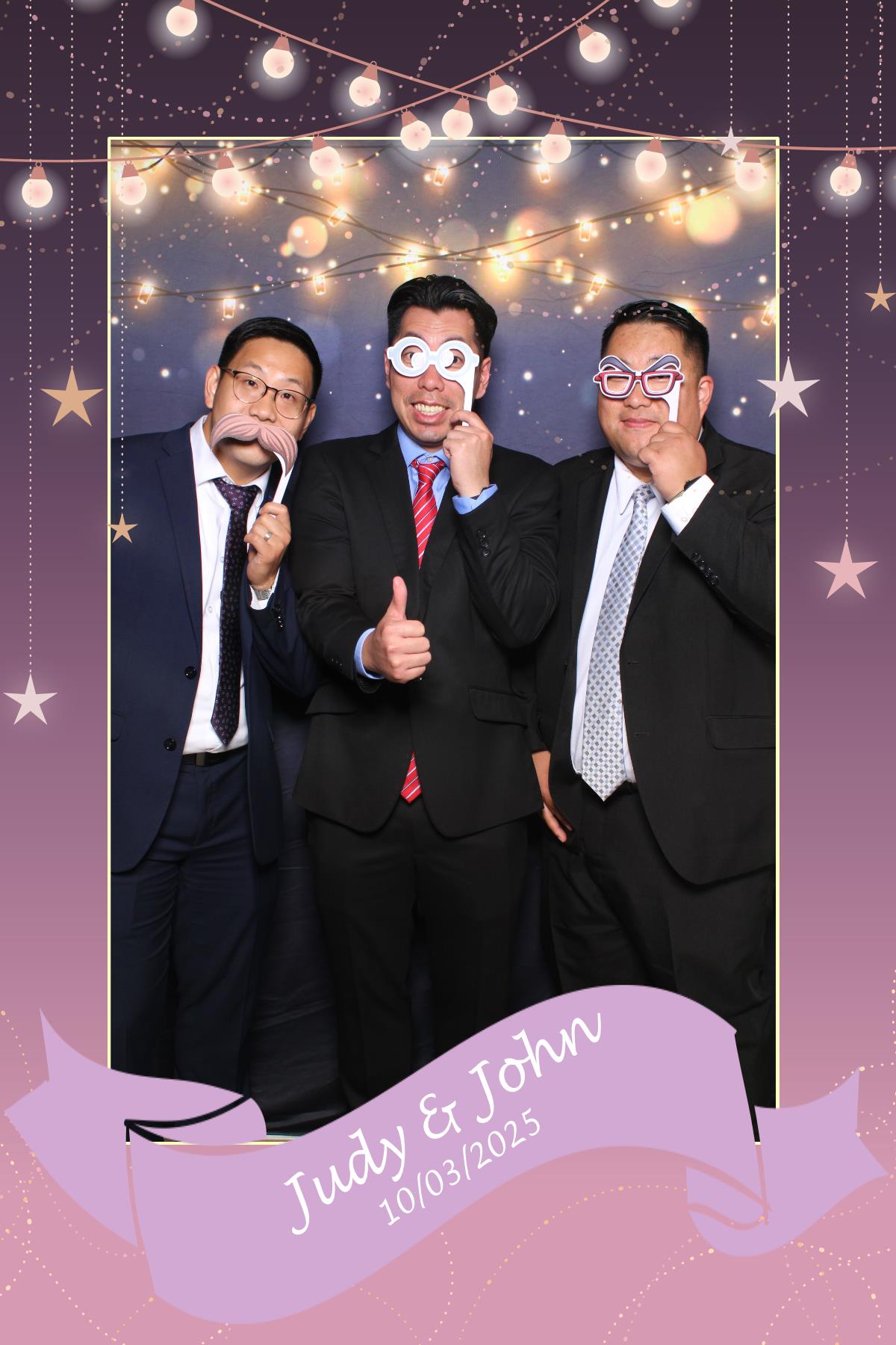 Judy & John | View more photos from the event at gallery.myselfiemirror.ca/u/romanmyselfiemirrorca/Judy-John