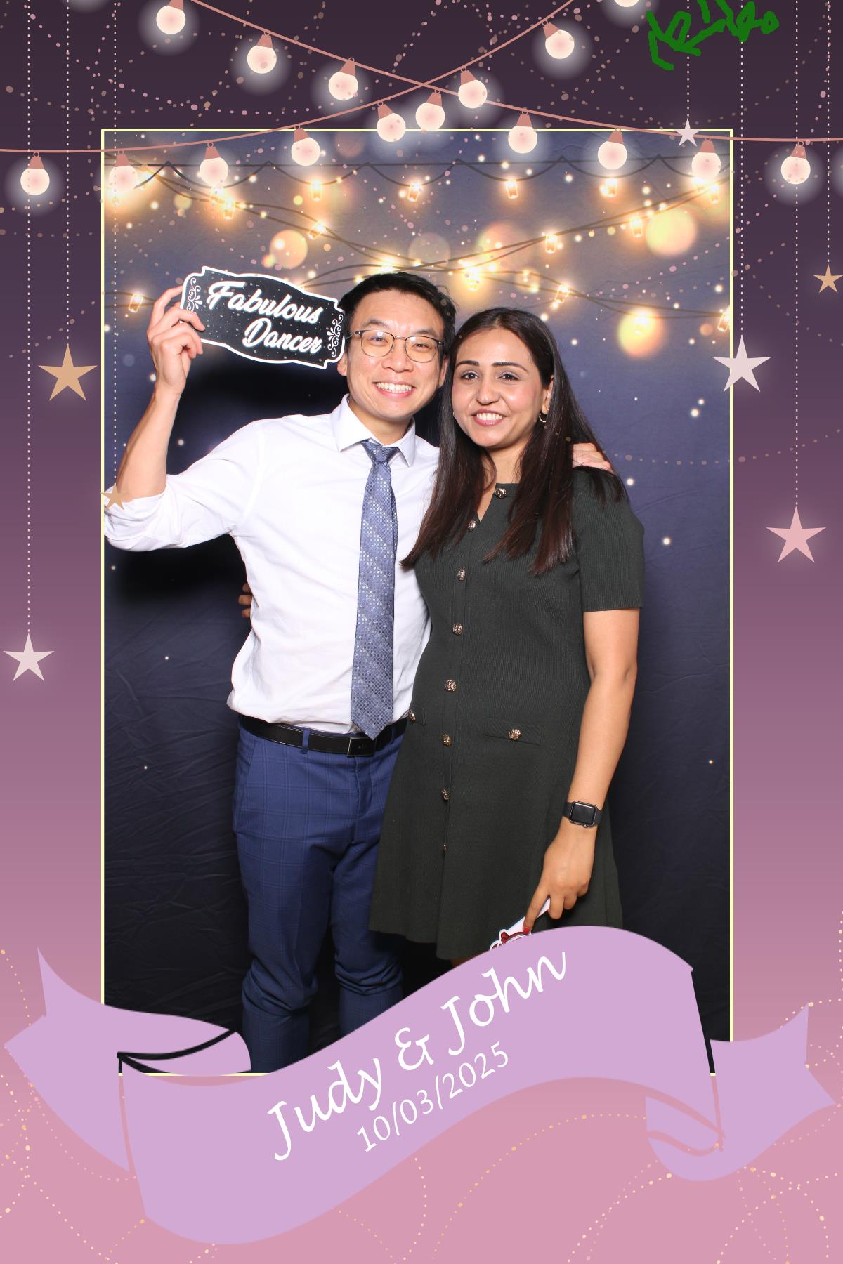 Judy & John | View more photos from the event at gallery.myselfiemirror.ca/u/romanmyselfiemirrorca/Judy-John