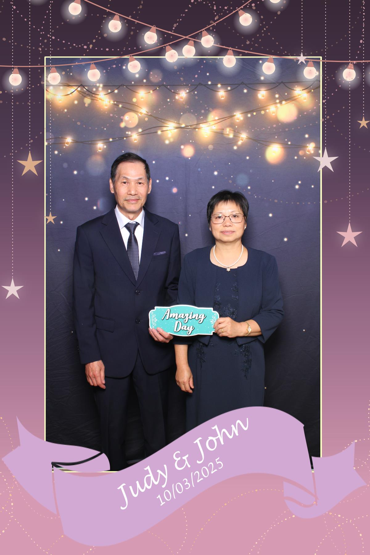 Judy & John | View more photos from the event at gallery.myselfiemirror.ca/u/romanmyselfiemirrorca/Judy-John