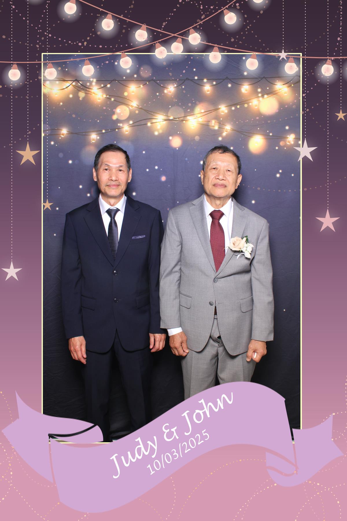 Judy & John | View more photos from the event at gallery.myselfiemirror.ca/u/romanmyselfiemirrorca/Judy-John