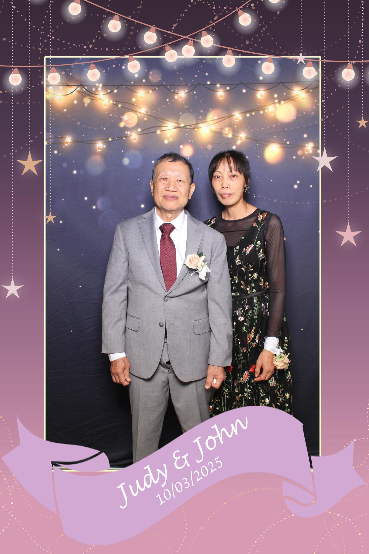 Judy & John | View more photos from the event at gallery.myselfiemirror.ca/u/romanmyselfiemirrorca/Judy-John