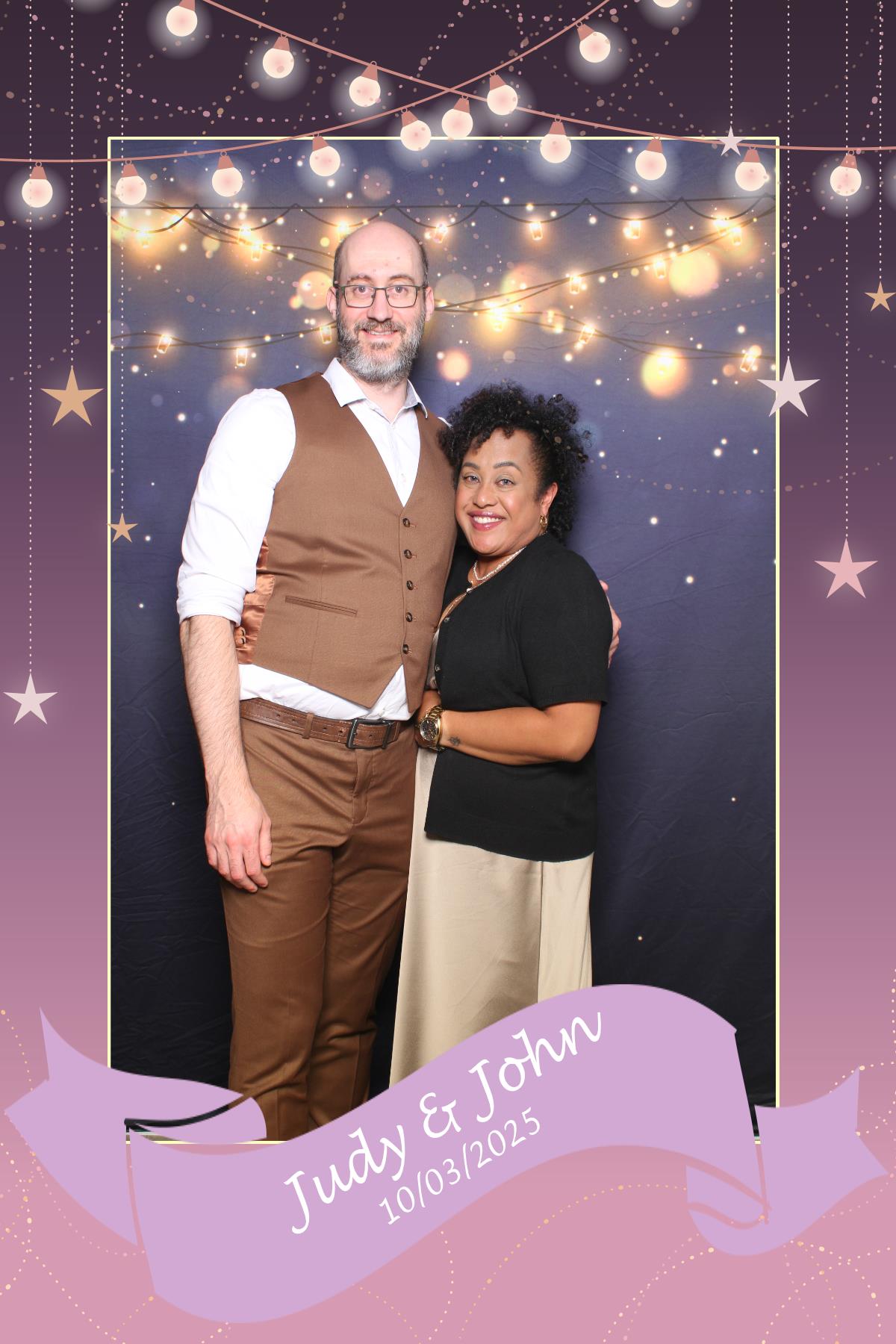 Judy & John | View more photos from the event at gallery.myselfiemirror.ca/u/romanmyselfiemirrorca/Judy-John