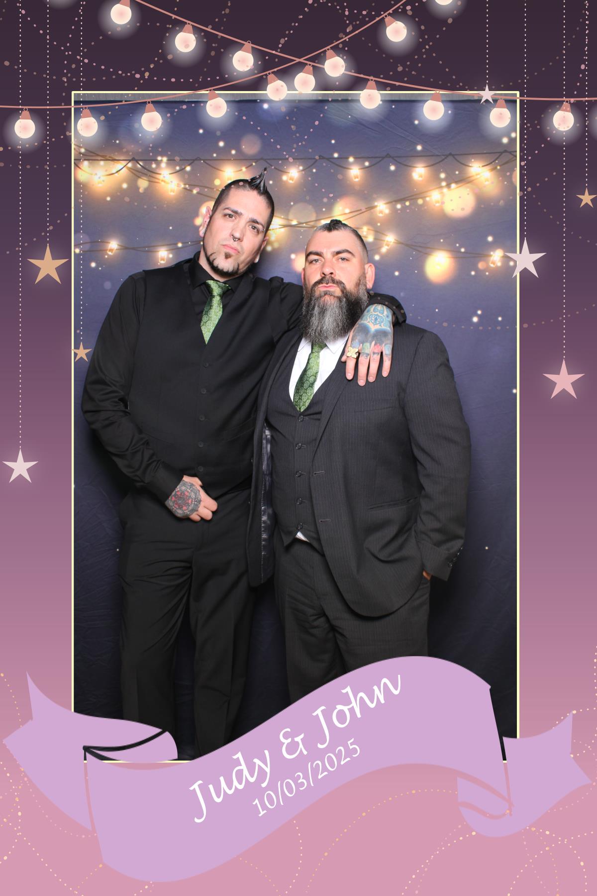 Judy & John | View more photos from the event at gallery.myselfiemirror.ca/u/romanmyselfiemirrorca/Judy-John