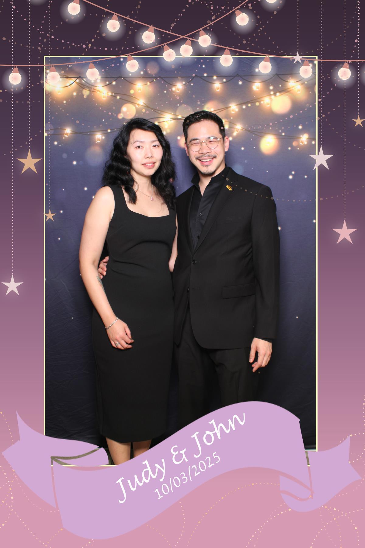 Judy & John | View more photos from the event at gallery.myselfiemirror.ca/u/romanmyselfiemirrorca/Judy-John