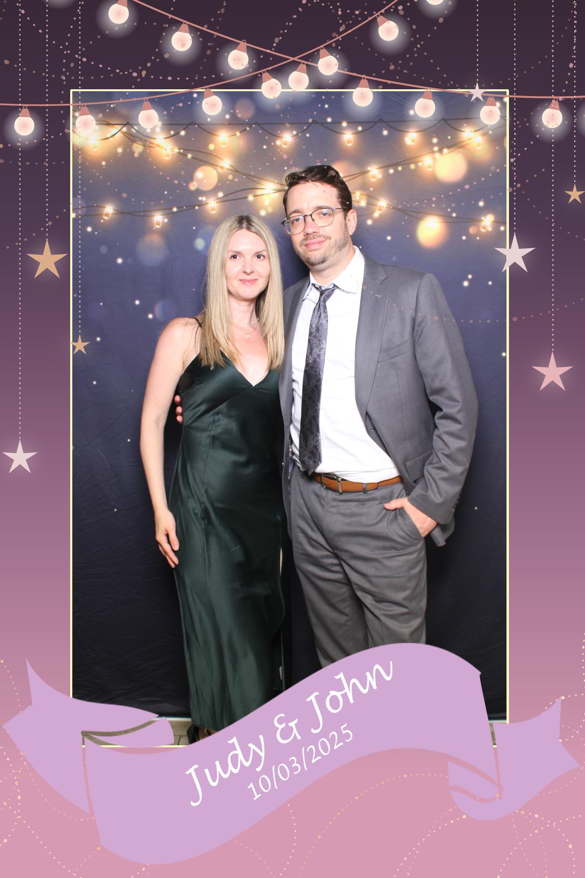 Judy & John | View more photos from the event at gallery.myselfiemirror.ca/u/romanmyselfiemirrorca/Judy-John