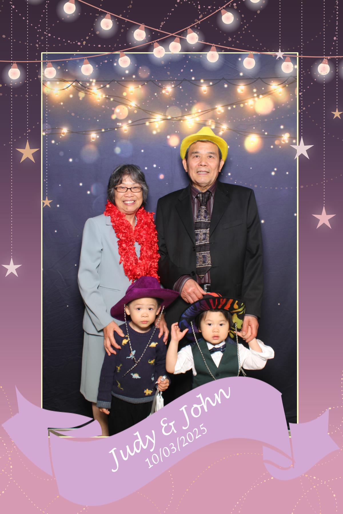 Judy & John | View more photos from the event at gallery.myselfiemirror.ca/u/romanmyselfiemirrorca/Judy-John