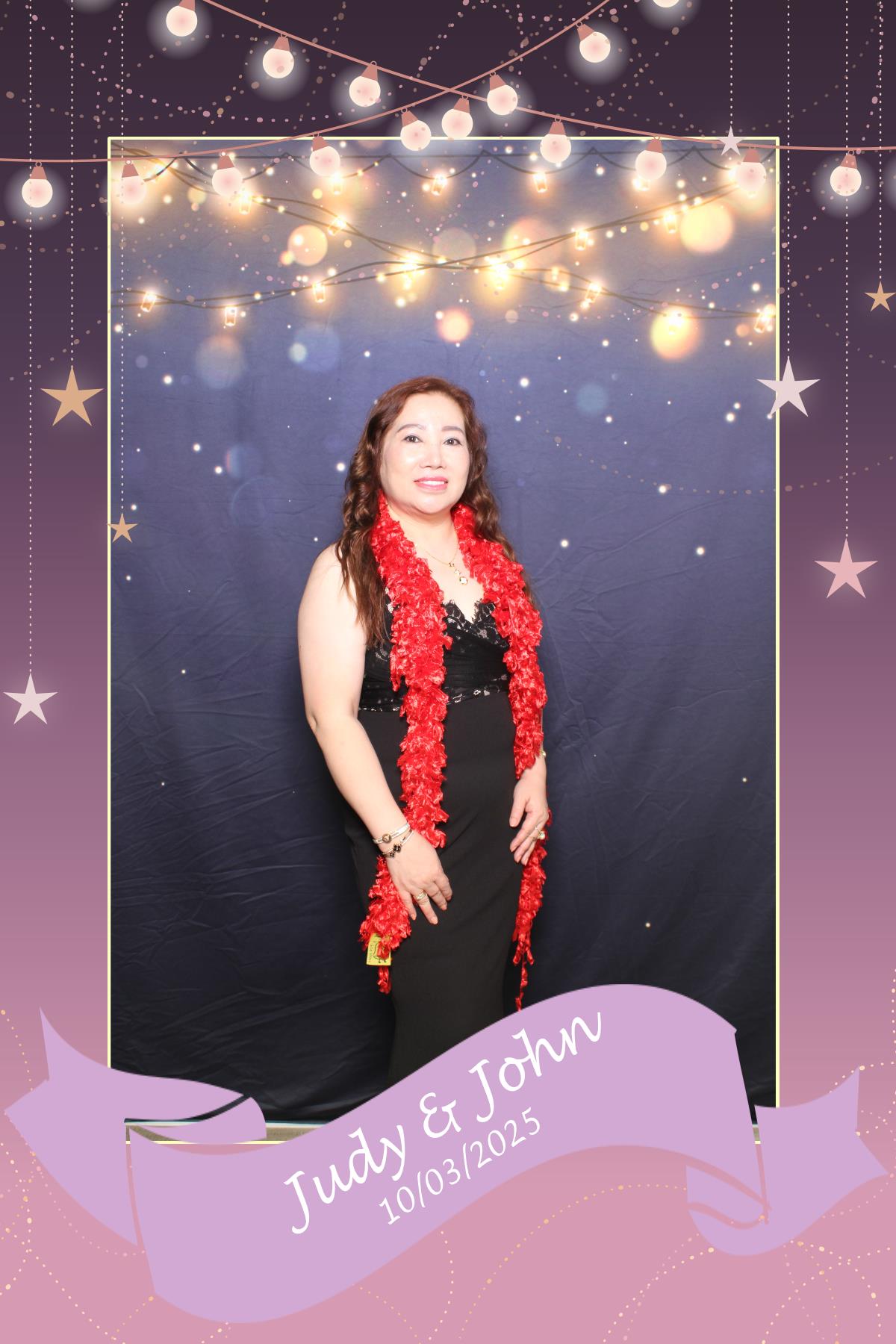 Judy & John | View more photos from the event at gallery.myselfiemirror.ca/u/romanmyselfiemirrorca/Judy-John