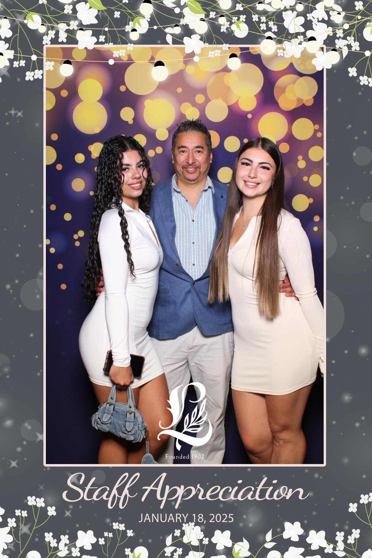 Lambton's Holiday Staff Party | View more photos from the event at gallery.myselfiemirror.ca/u/romanmyselfiemirrorca/Lambtons-Holiday-Staff-Party