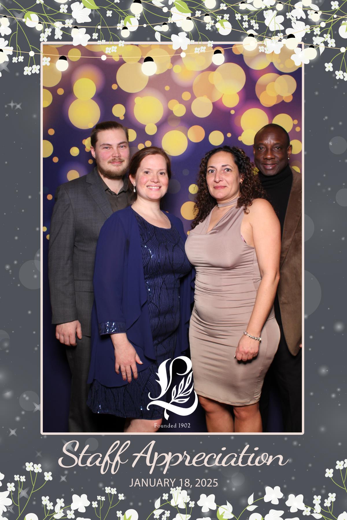 Lambton's Holiday Staff Party | View more photos from the event at gallery.myselfiemirror.ca/u/romanmyselfiemirrorca/Lambtons-Holiday-Staff-Party