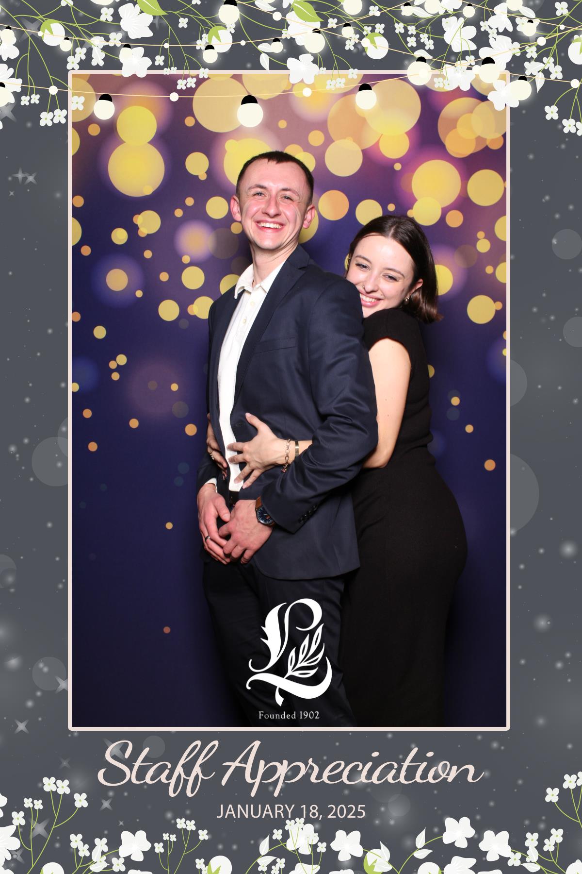 Lambton's Holiday Staff Party | View more photos from the event at gallery.myselfiemirror.ca/u/romanmyselfiemirrorca/Lambtons-Holiday-Staff-Party