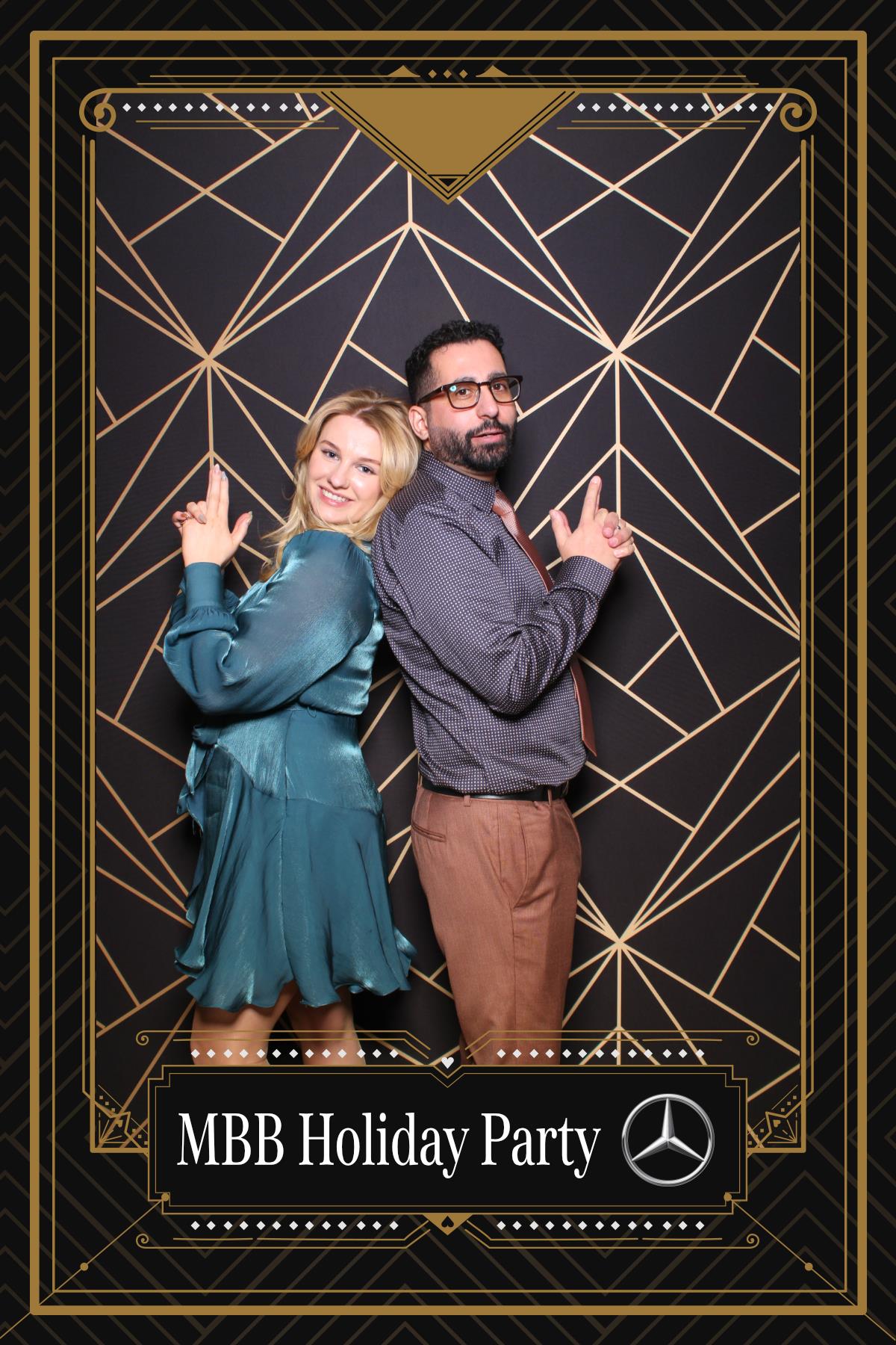 MB Burlington Christmas Party | View more photos from the event at gallery.myselfiemirror.ca/u/romanmyselfiemirrorca/MB-Burlington-Christmas-Party-0