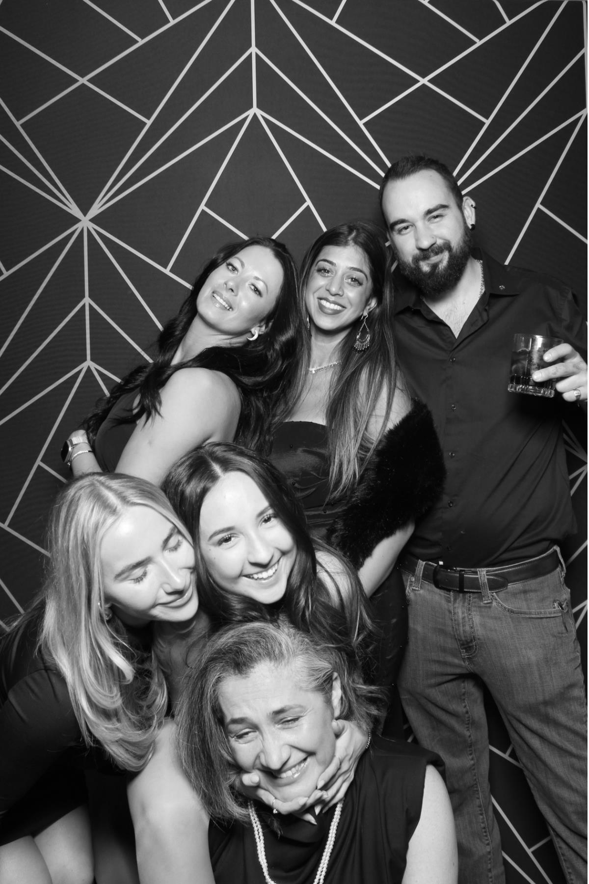 MB Burlington Christmas Party | View more photos from the event at gallery.myselfiemirror.ca/u/romanmyselfiemirrorca/MB-Burlington-Christmas-Party-0