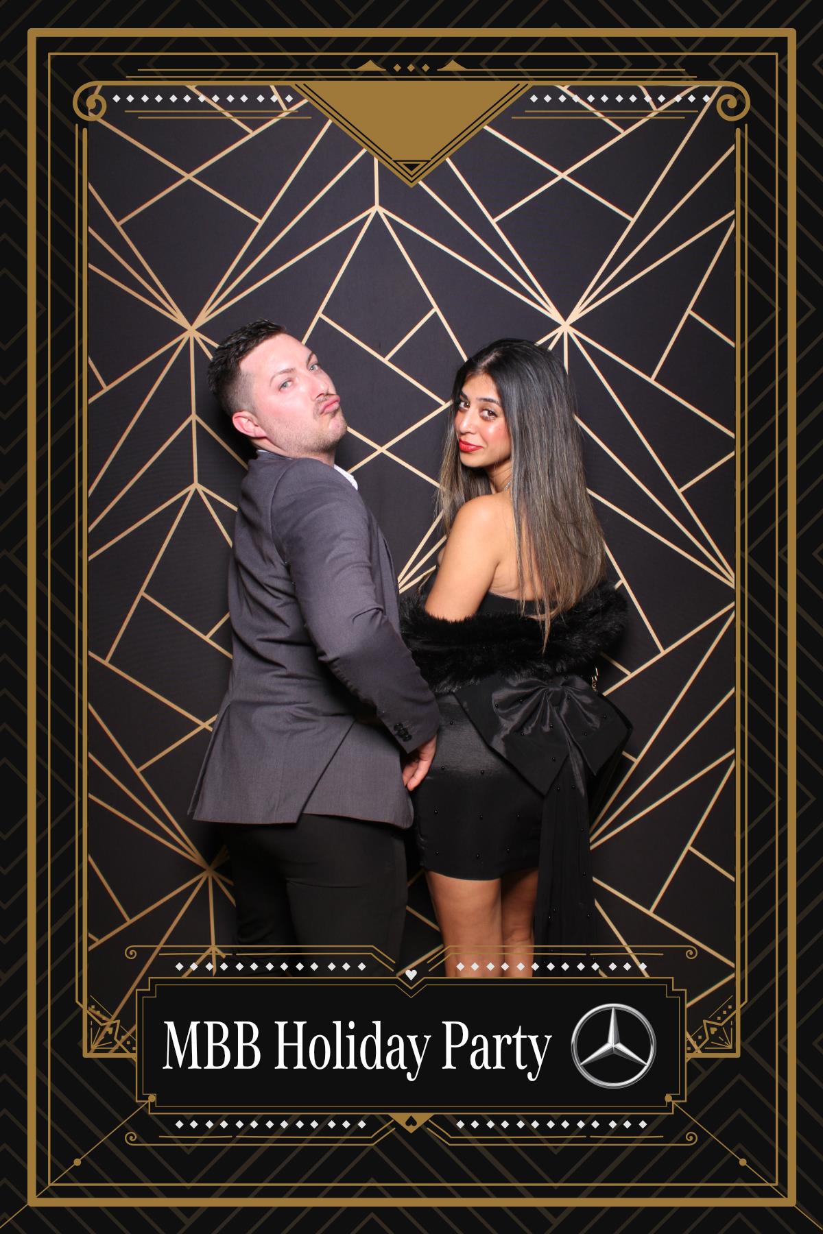 MB Burlington Christmas Party | View more photos from the event at gallery.myselfiemirror.ca/u/romanmyselfiemirrorca/MB-Burlington-Christmas-Party-0