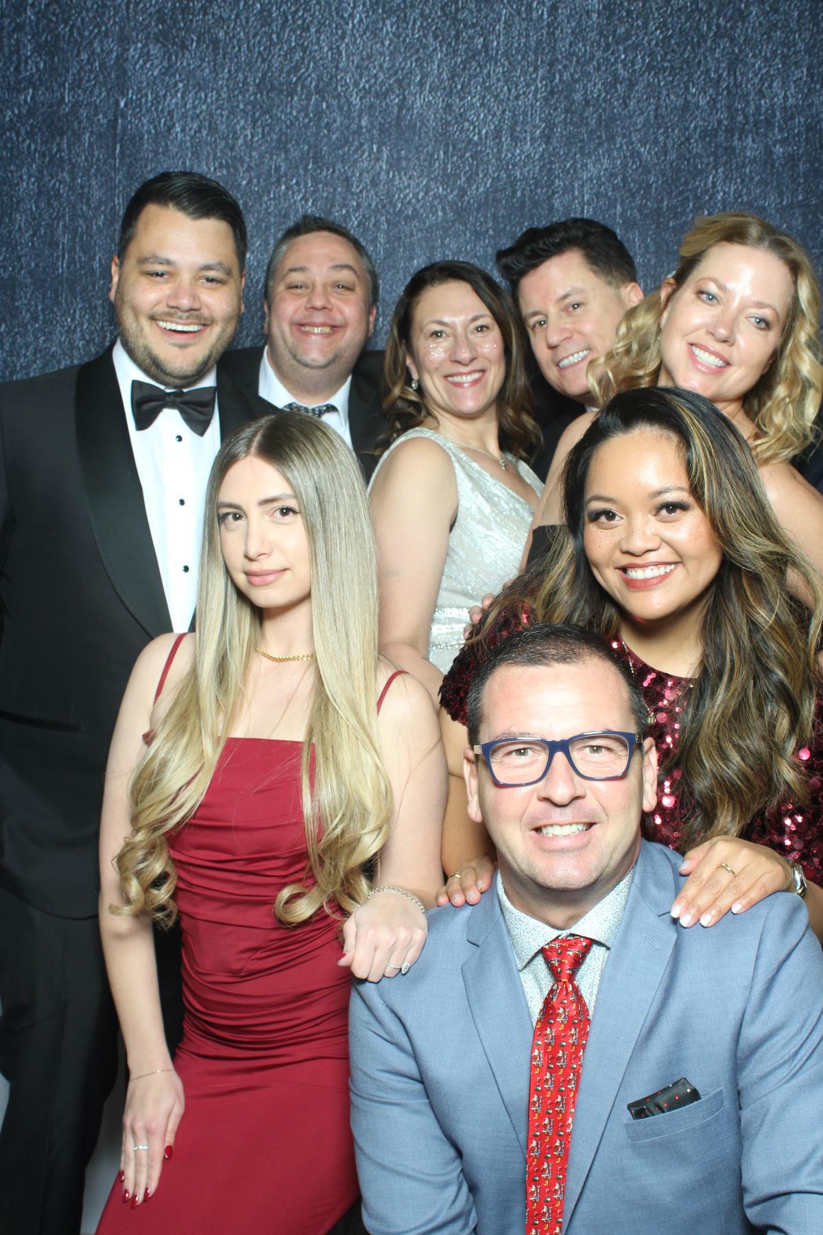 MCAN Holiday Party | View more photos from the event at gallery.myselfiemirror.ca/u/romanmyselfiemirrorca/MCAN-Holiday-Party