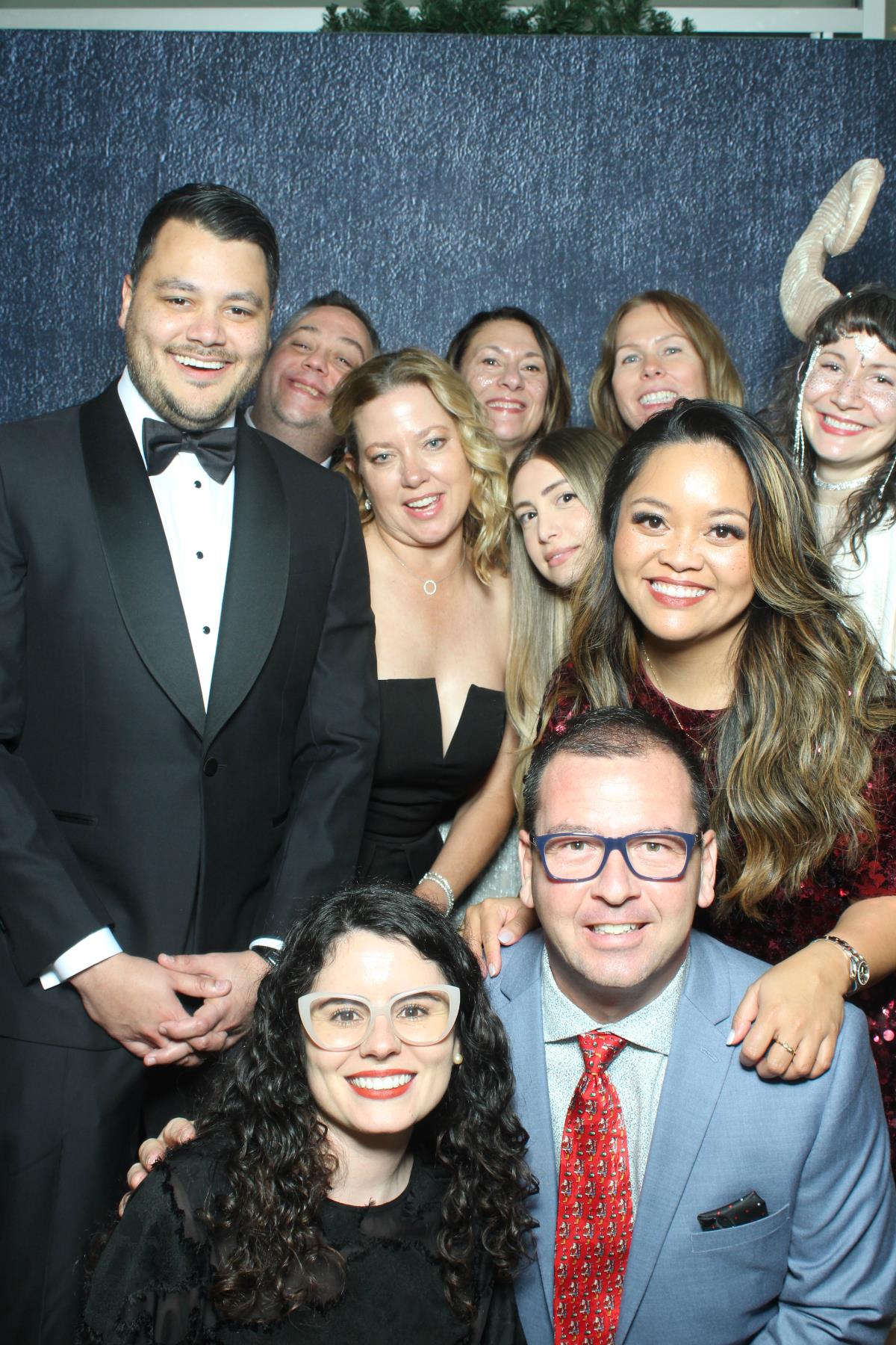 MCAN Holiday Party | View more photos from the event at gallery.myselfiemirror.ca/u/romanmyselfiemirrorca/MCAN-Holiday-Party