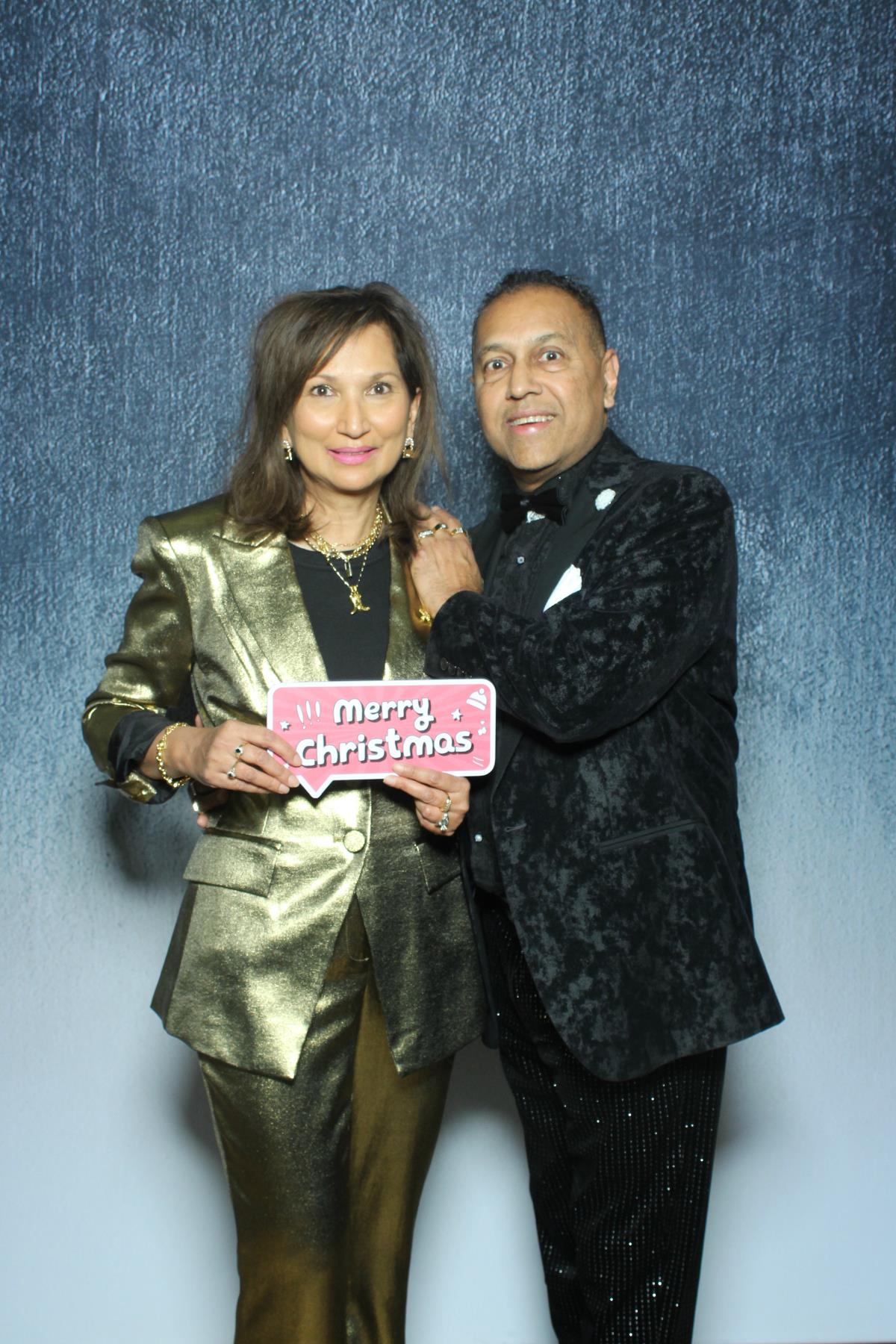 MCAN Holiday Party | View more photos from the event at gallery.myselfiemirror.ca/u/romanmyselfiemirrorca/MCAN-Holiday-Party