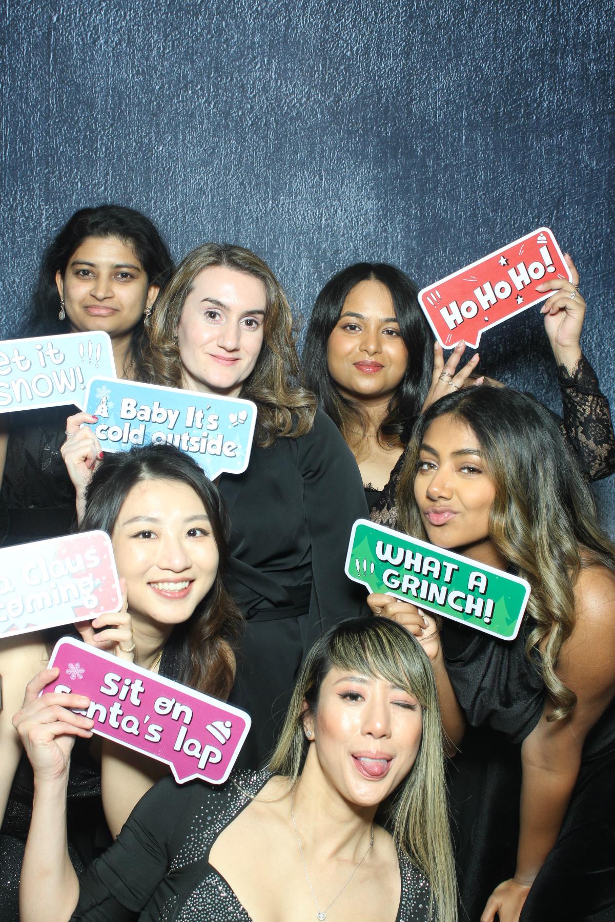 MCAN Holiday Party | View more photos from the event at gallery.myselfiemirror.ca/u/romanmyselfiemirrorca/MCAN-Holiday-Party