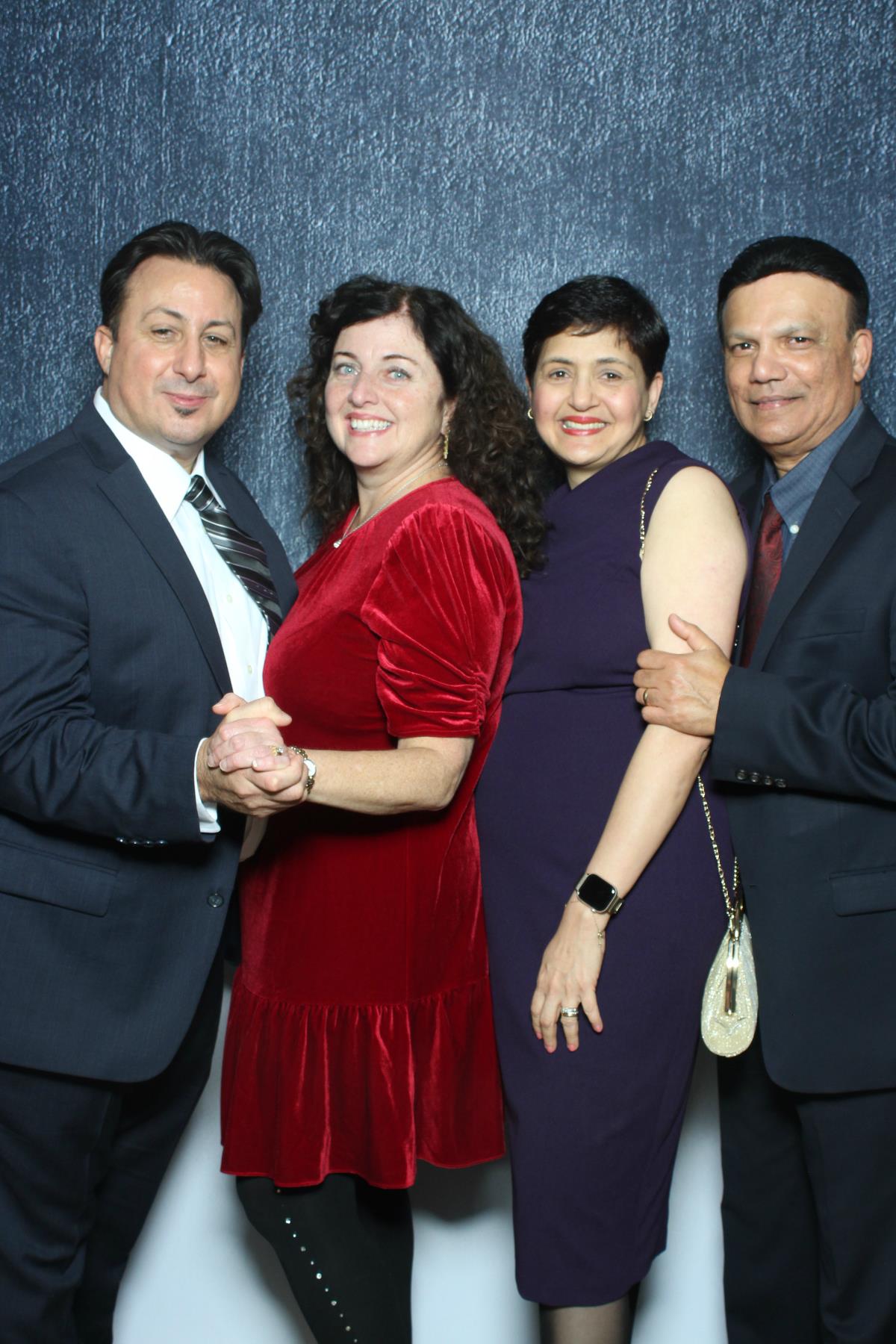 MCAN Holiday Party | View more photos from the event at gallery.myselfiemirror.ca/u/romanmyselfiemirrorca/MCAN-Holiday-Party