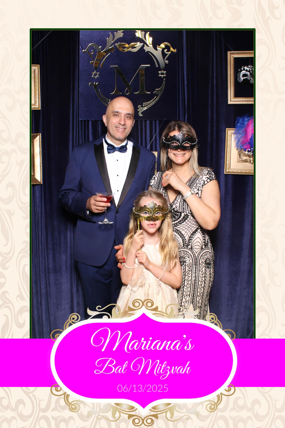 Mariana's Bat Mitzvah | View more photos from the event at gallery.myselfiemirror.ca/u/romanmyselfiemirrorca/Marianas-Bat-Mitzvah