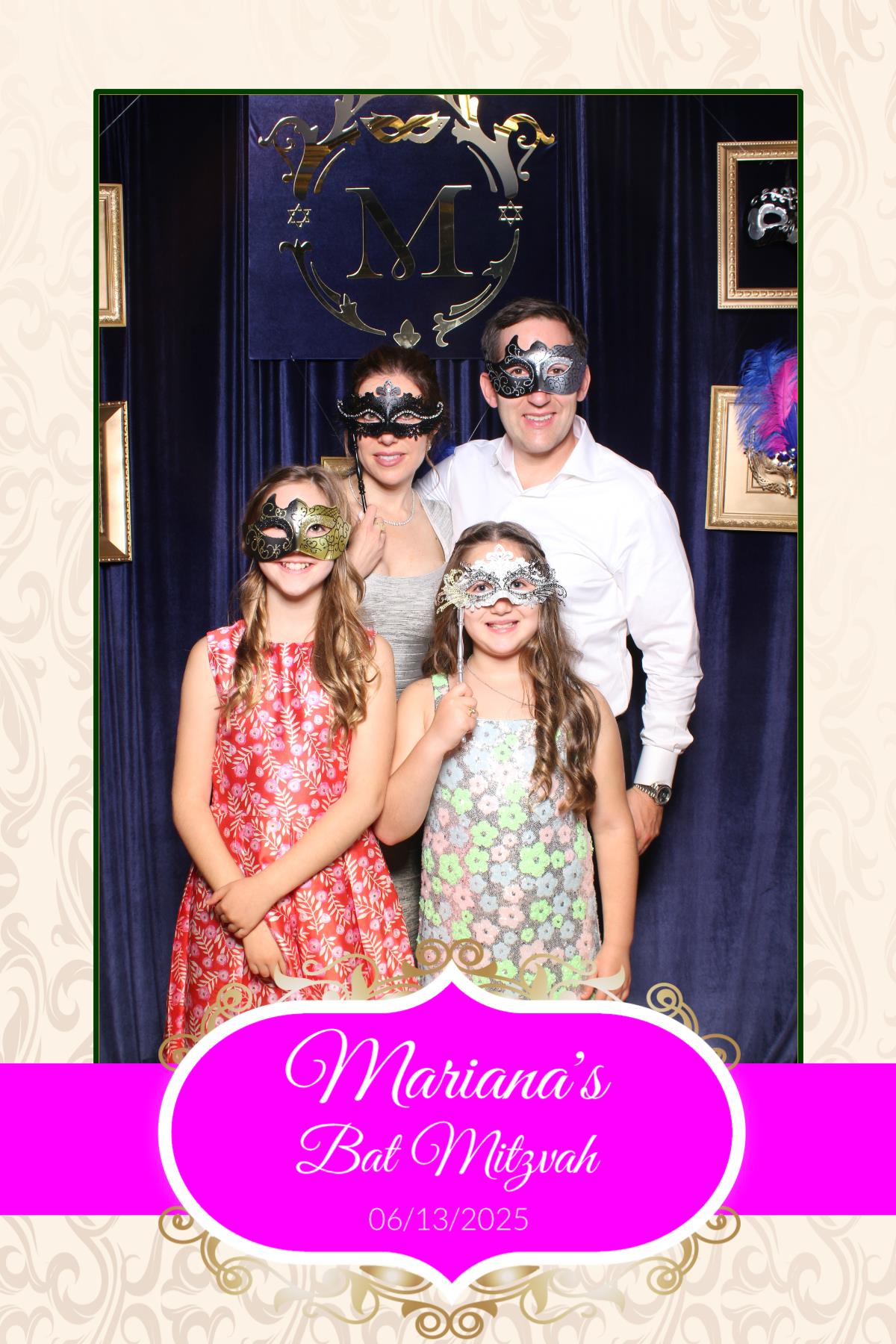 Mariana's Bat Mitzvah | View more photos from the event at gallery.myselfiemirror.ca/u/romanmyselfiemirrorca/Marianas-Bat-Mitzvah