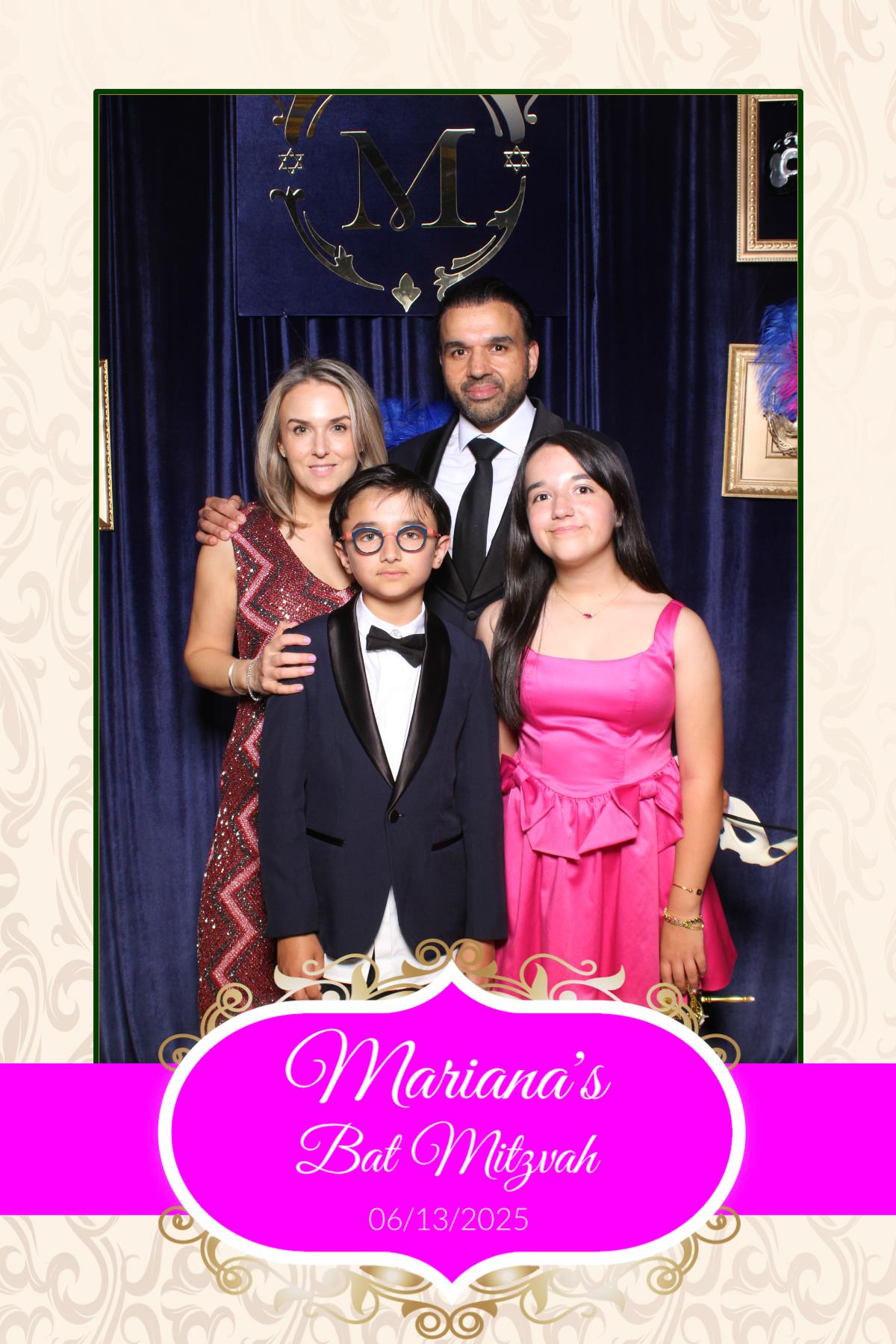 Mariana's Bat Mitzvah | View more photos from the event at gallery.myselfiemirror.ca/u/romanmyselfiemirrorca/Marianas-Bat-Mitzvah