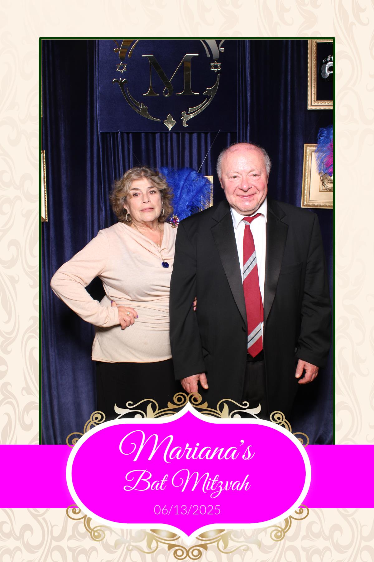 Mariana's Bat Mitzvah | View more photos from the event at gallery.myselfiemirror.ca/u/romanmyselfiemirrorca/Marianas-Bat-Mitzvah