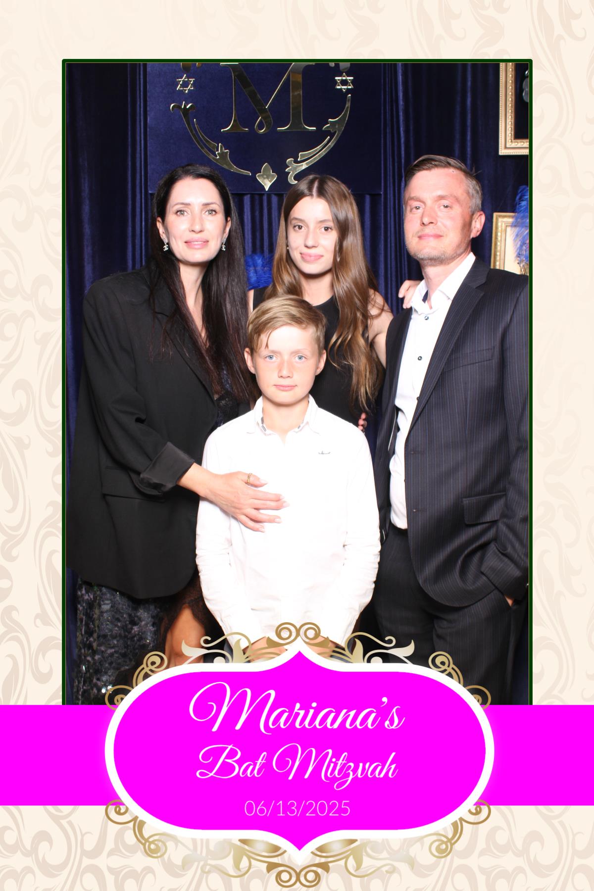 Mariana's Bat Mitzvah | View more photos from the event at gallery.myselfiemirror.ca/u/romanmyselfiemirrorca/Marianas-Bat-Mitzvah