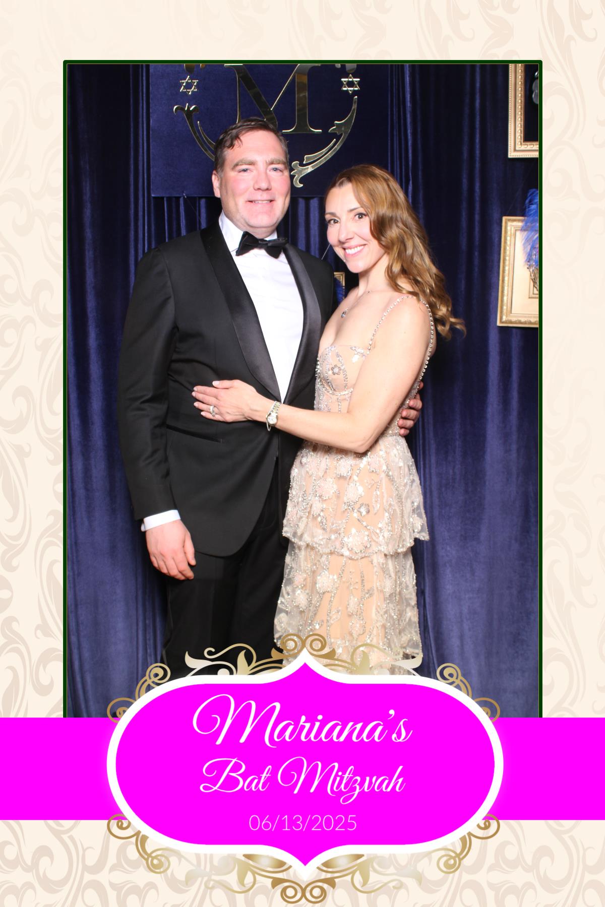 Mariana's Bat Mitzvah | View more photos from the event at gallery.myselfiemirror.ca/u/romanmyselfiemirrorca/Marianas-Bat-Mitzvah