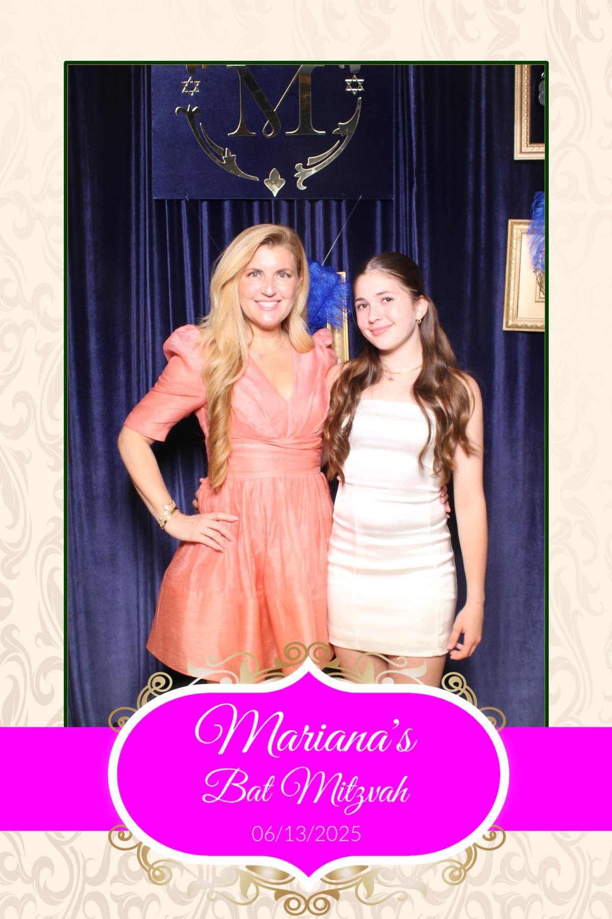 Mariana's Bat Mitzvah | View more photos from the event at gallery.myselfiemirror.ca/u/romanmyselfiemirrorca/Marianas-Bat-Mitzvah