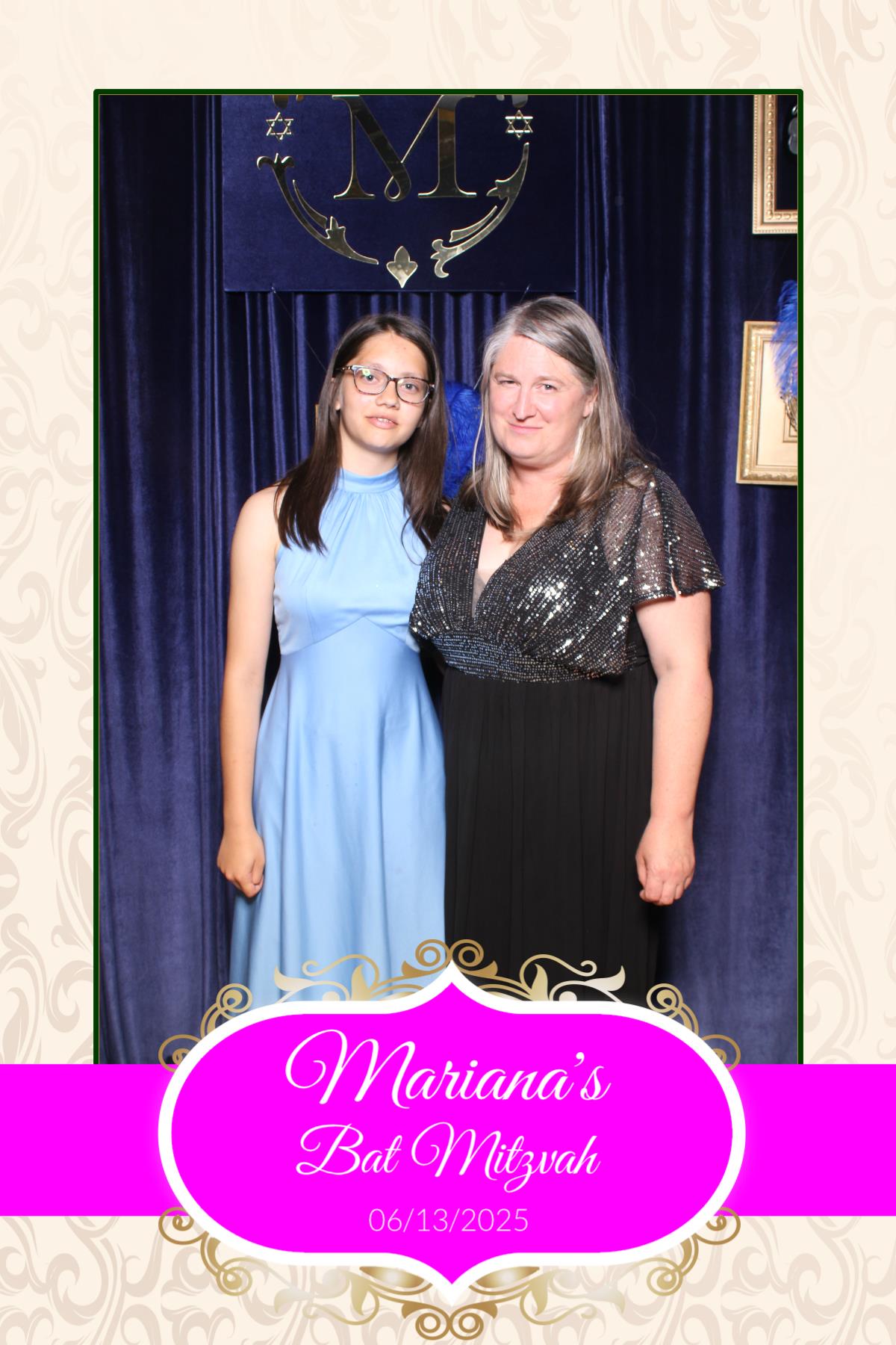 Mariana's Bat Mitzvah | View more photos from the event at gallery.myselfiemirror.ca/u/romanmyselfiemirrorca/Marianas-Bat-Mitzvah
