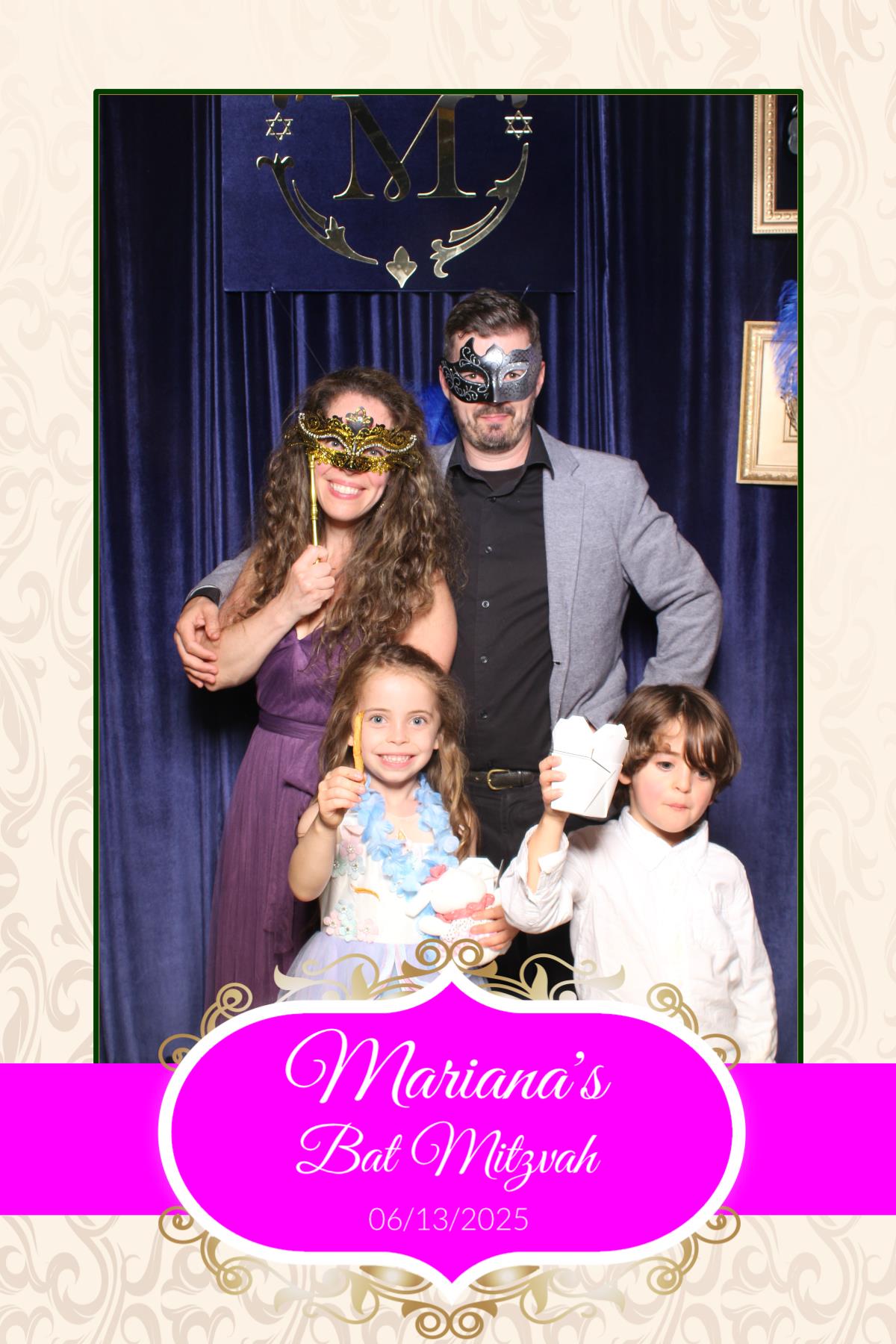 Mariana's Bat Mitzvah | View more photos from the event at gallery.myselfiemirror.ca/u/romanmyselfiemirrorca/Marianas-Bat-Mitzvah