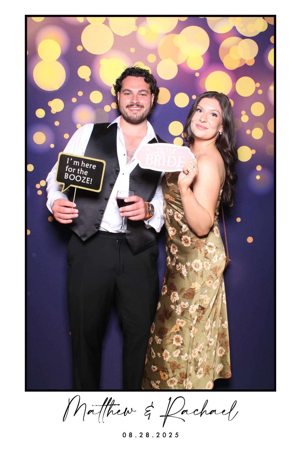 Matthew & Rachael | View more photos from the event at gallery.myselfiemirror.ca/u/romanmyselfiemirrorca/Matthew-Rachael