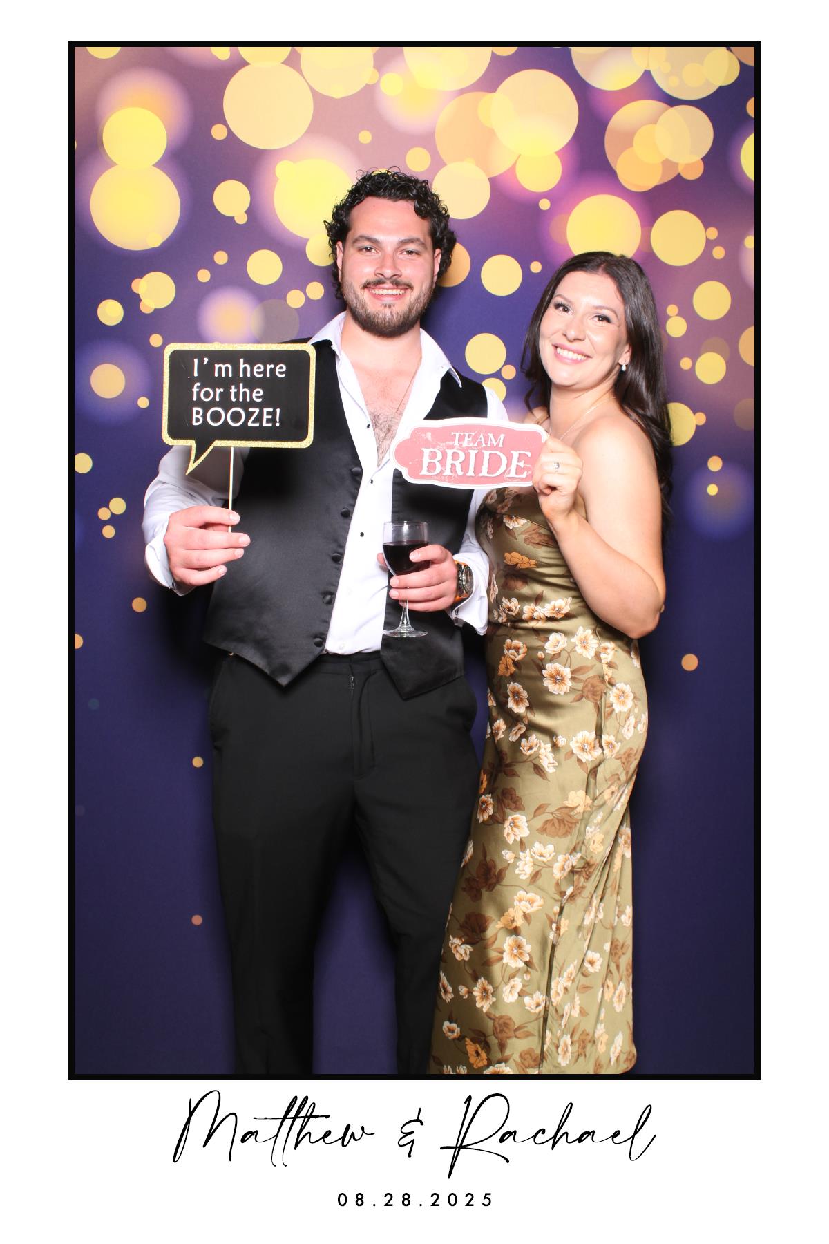 Matthew & Rachael | View more photos from the event at gallery.myselfiemirror.ca/u/romanmyselfiemirrorca/Matthew-Rachael