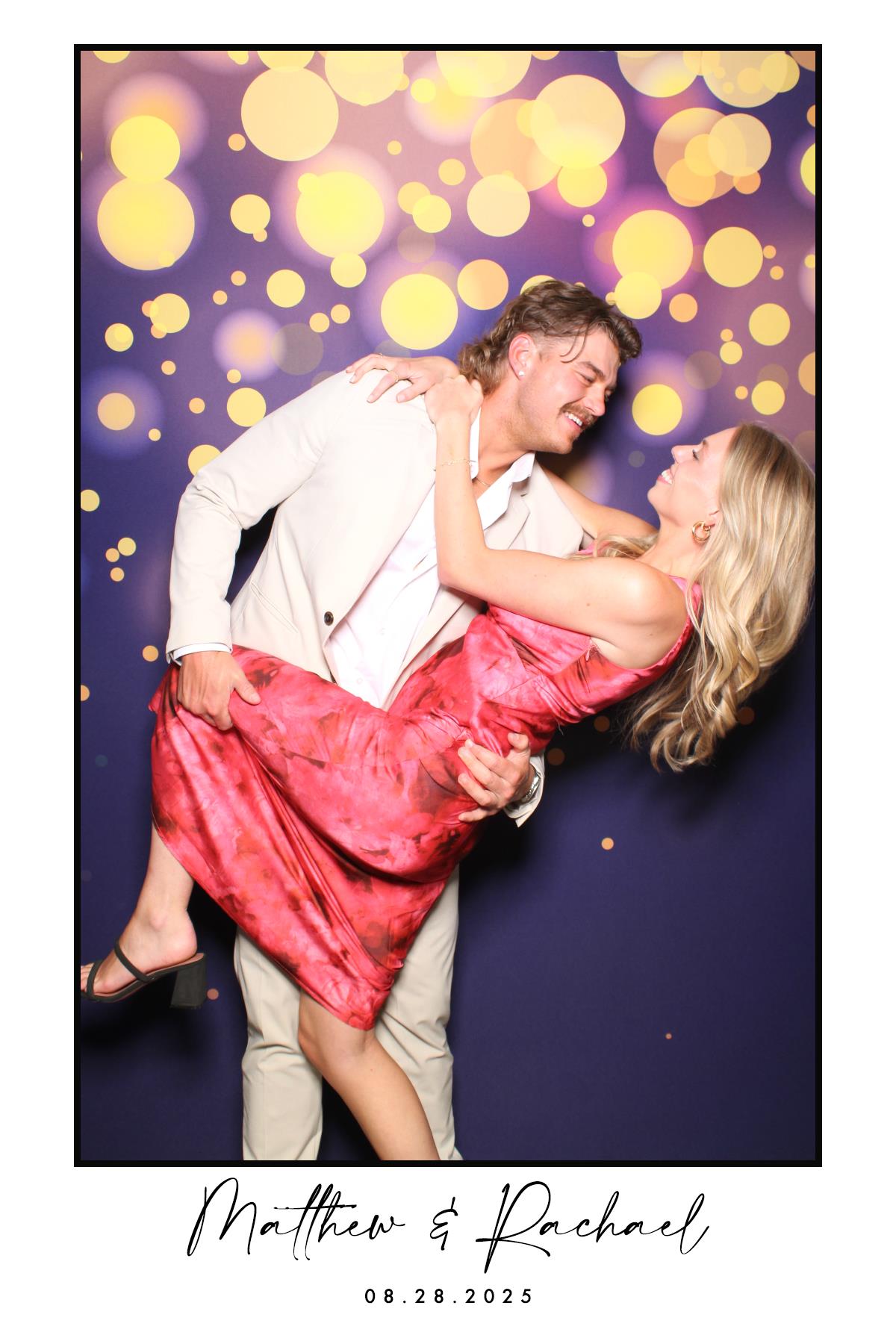 Matthew & Rachael | View more photos from the event at gallery.myselfiemirror.ca/u/romanmyselfiemirrorca/Matthew-Rachael