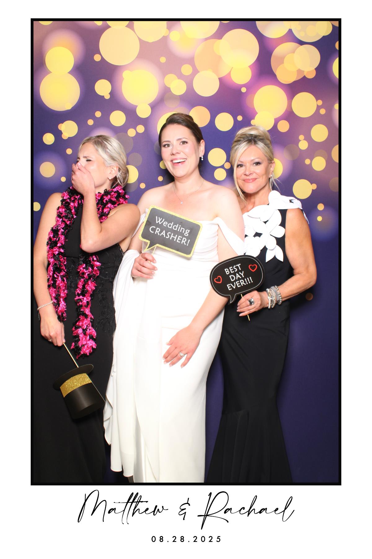 Matthew & Rachael | View more photos from the event at gallery.myselfiemirror.ca/u/romanmyselfiemirrorca/Matthew-Rachael