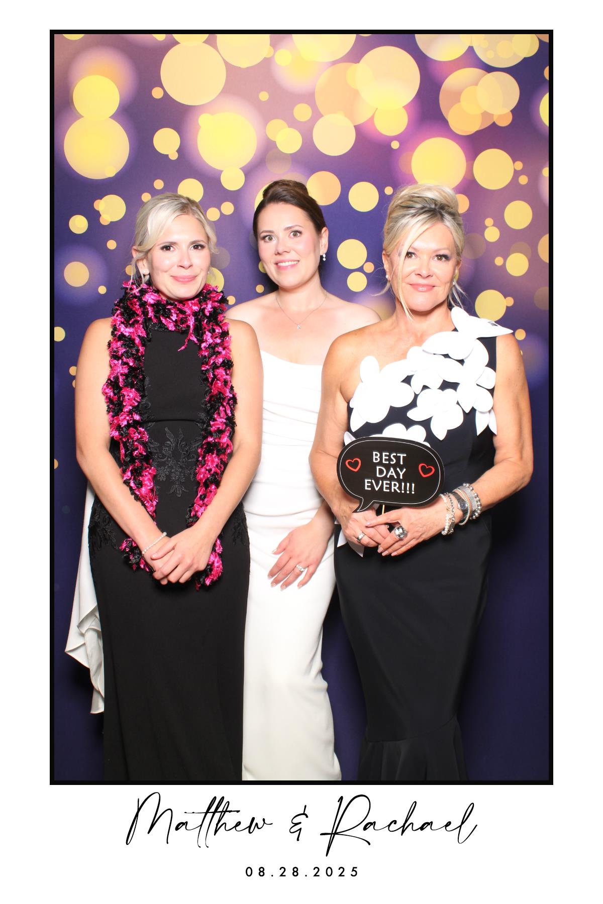 Matthew & Rachael | View more photos from the event at gallery.myselfiemirror.ca/u/romanmyselfiemirrorca/Matthew-Rachael