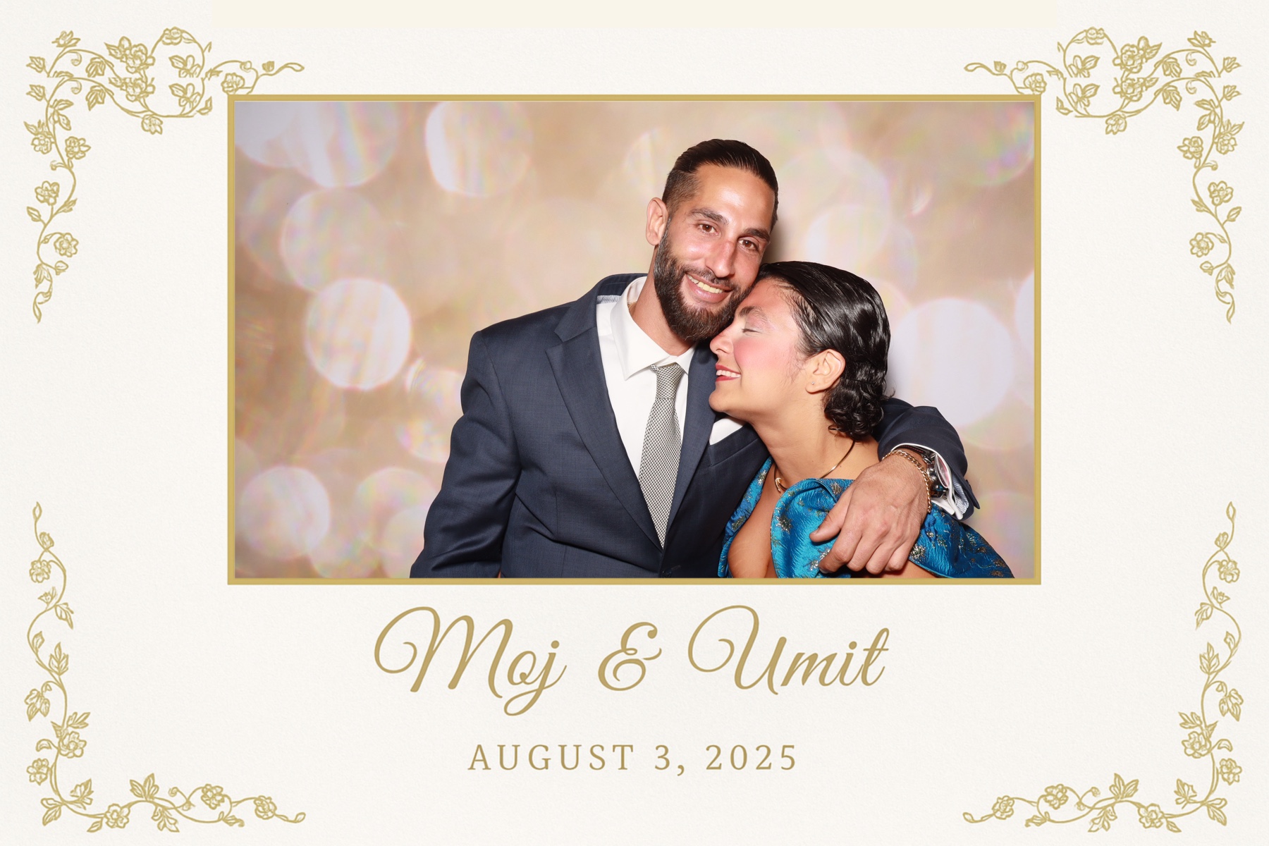 Moj & Umit  | View more photos from the event at gallery.myselfiemirror.ca/u/romanmyselfiemirrorca/Moj-Umit